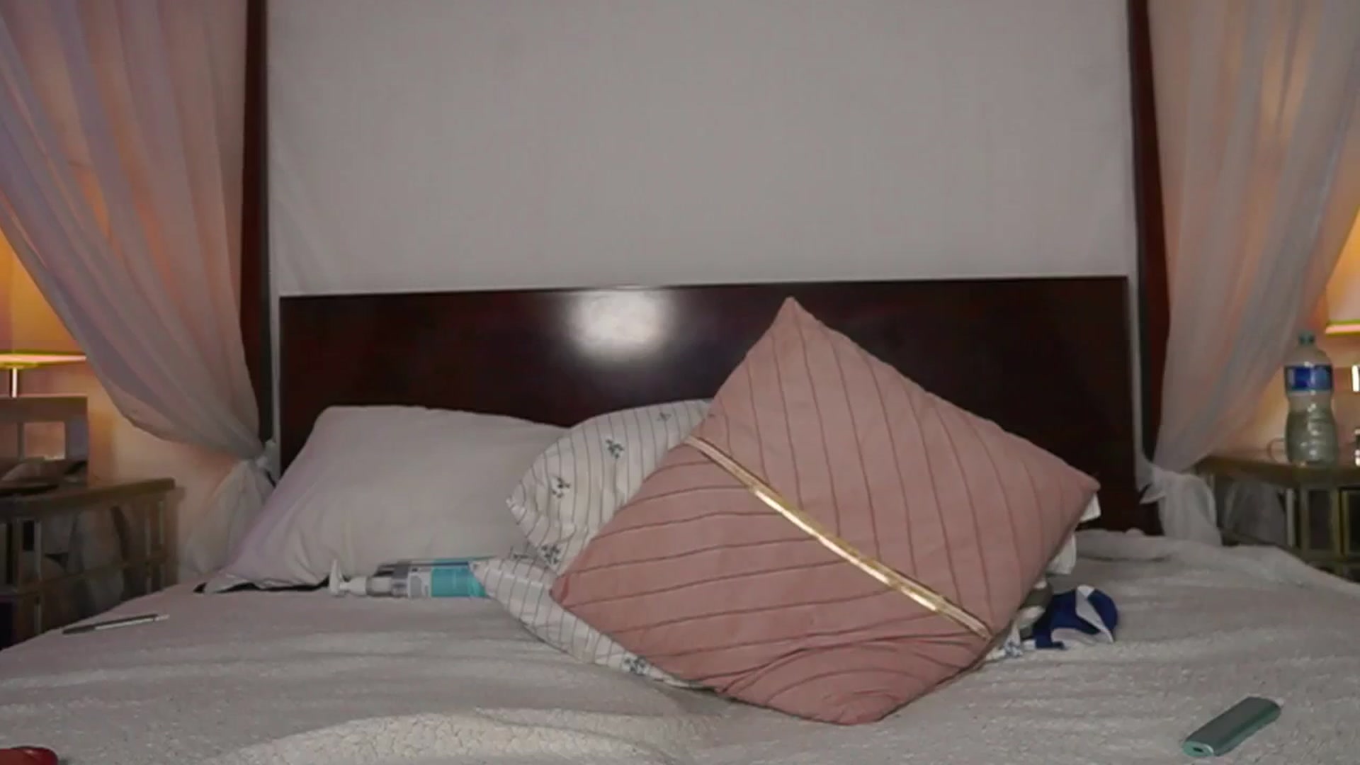 Gallery image thumbnail from KatyeRave's myfreecams stream on, 03/07/2026, 22:45 image 15 of 20