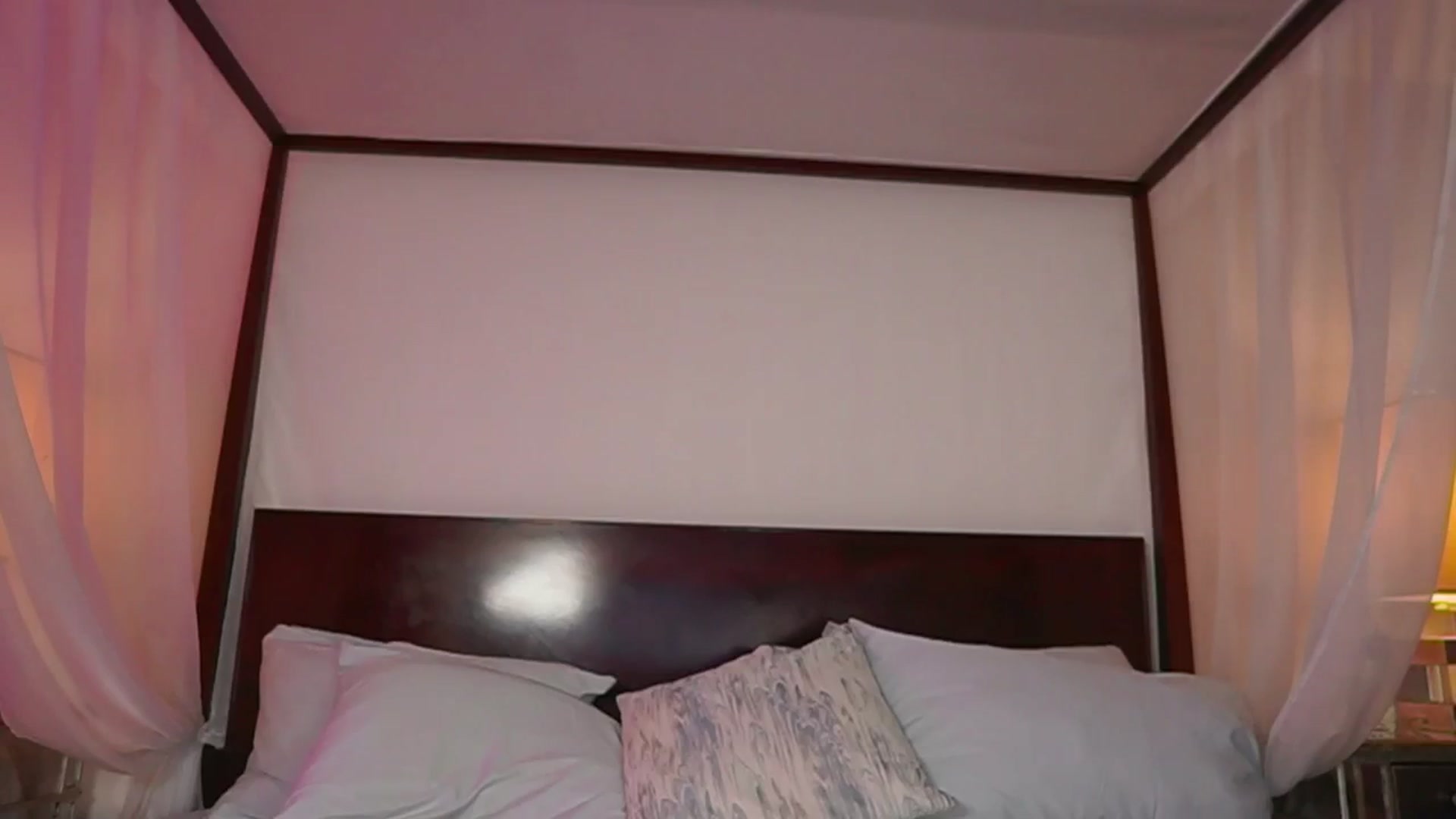 Gallery image thumbnail from KatyeRave's myfreecams stream on, 05/01/2026, 24:01 image 20 of 20