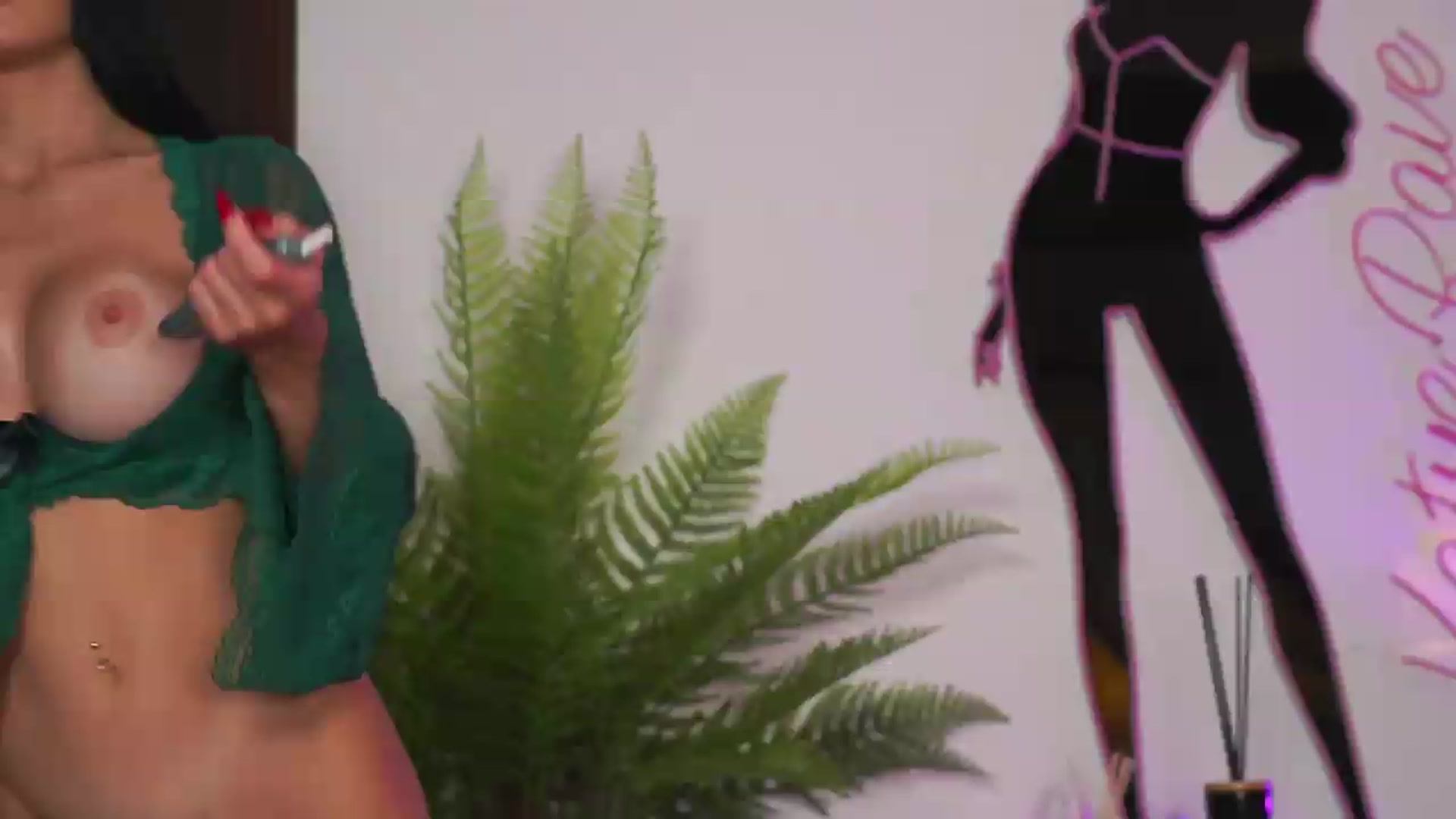 Gallery image thumbnail from KatyeRave's myfreecams stream on, 05/30/2026, 21:27 image 6 of 20