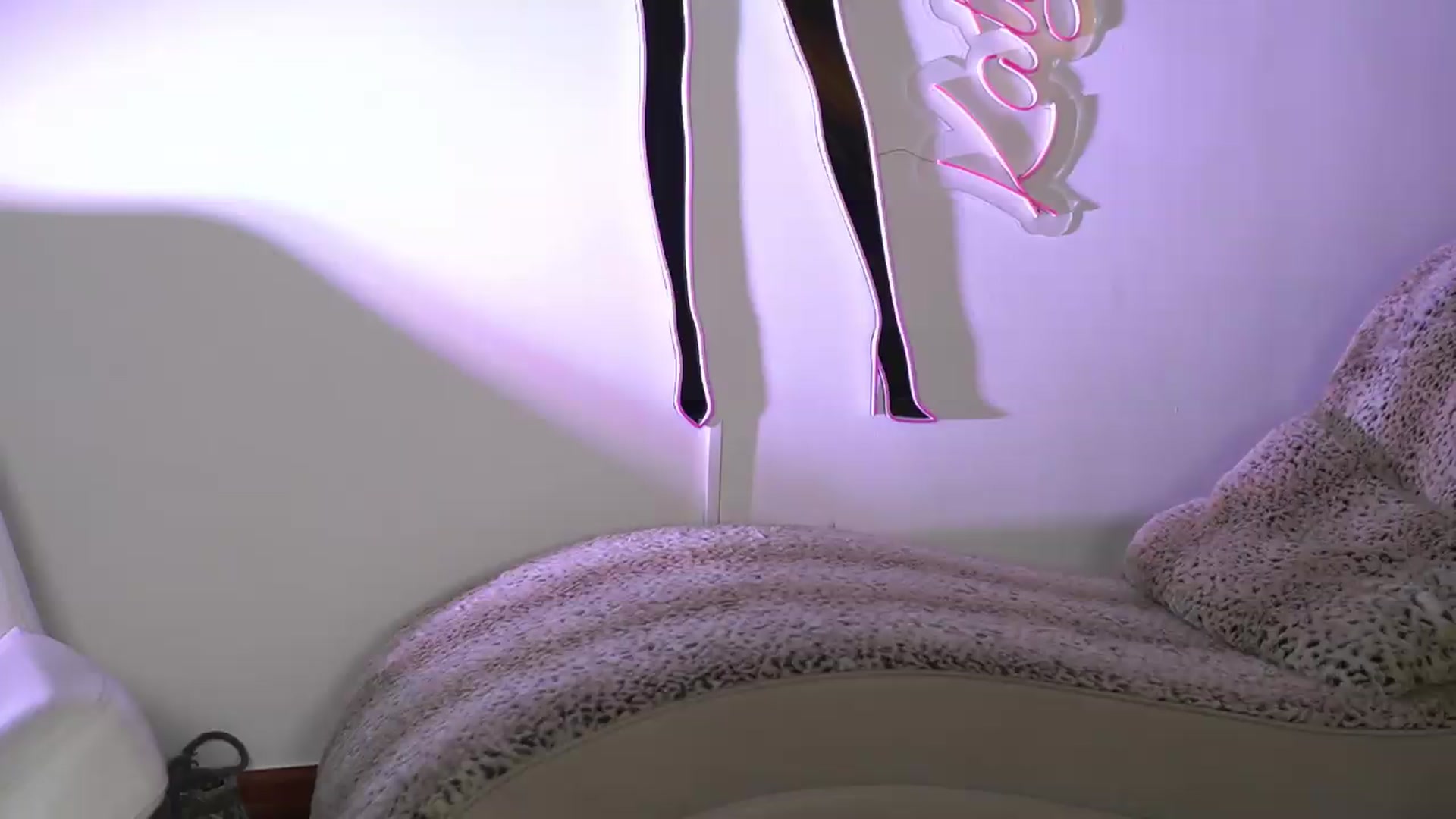 Gallery image thumbnail from KatyeRave's myfreecams stream on, 06/20/2026, 03:04 image 4 of 20