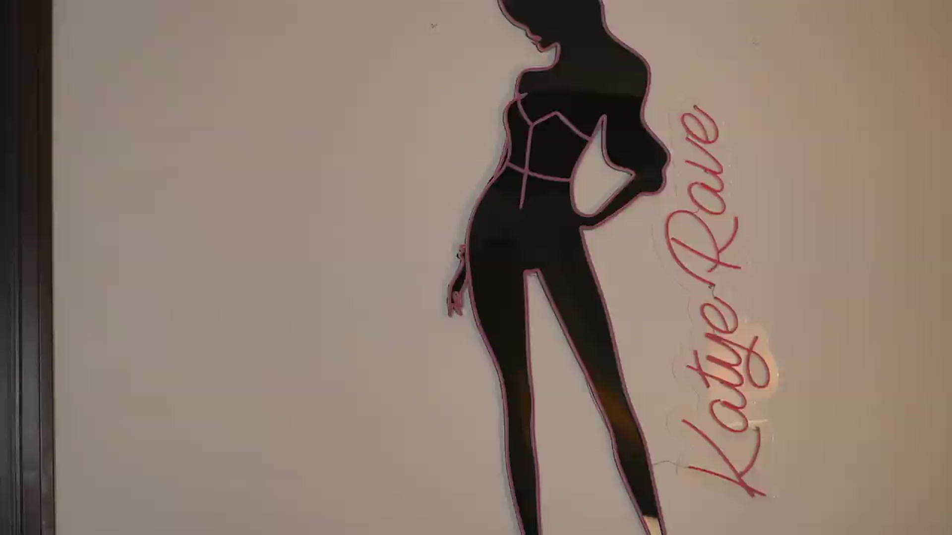 Gallery image thumbnail from KatyeRave's myfreecams stream on, 06/29/2026, 04:06 image 18 of 20