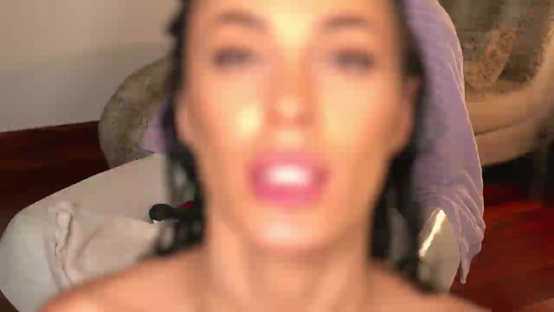 Gallery image thumbnail from KatyeRave's myfreecams stream on, 07/05/2026, 23:09 image 18 of 20
