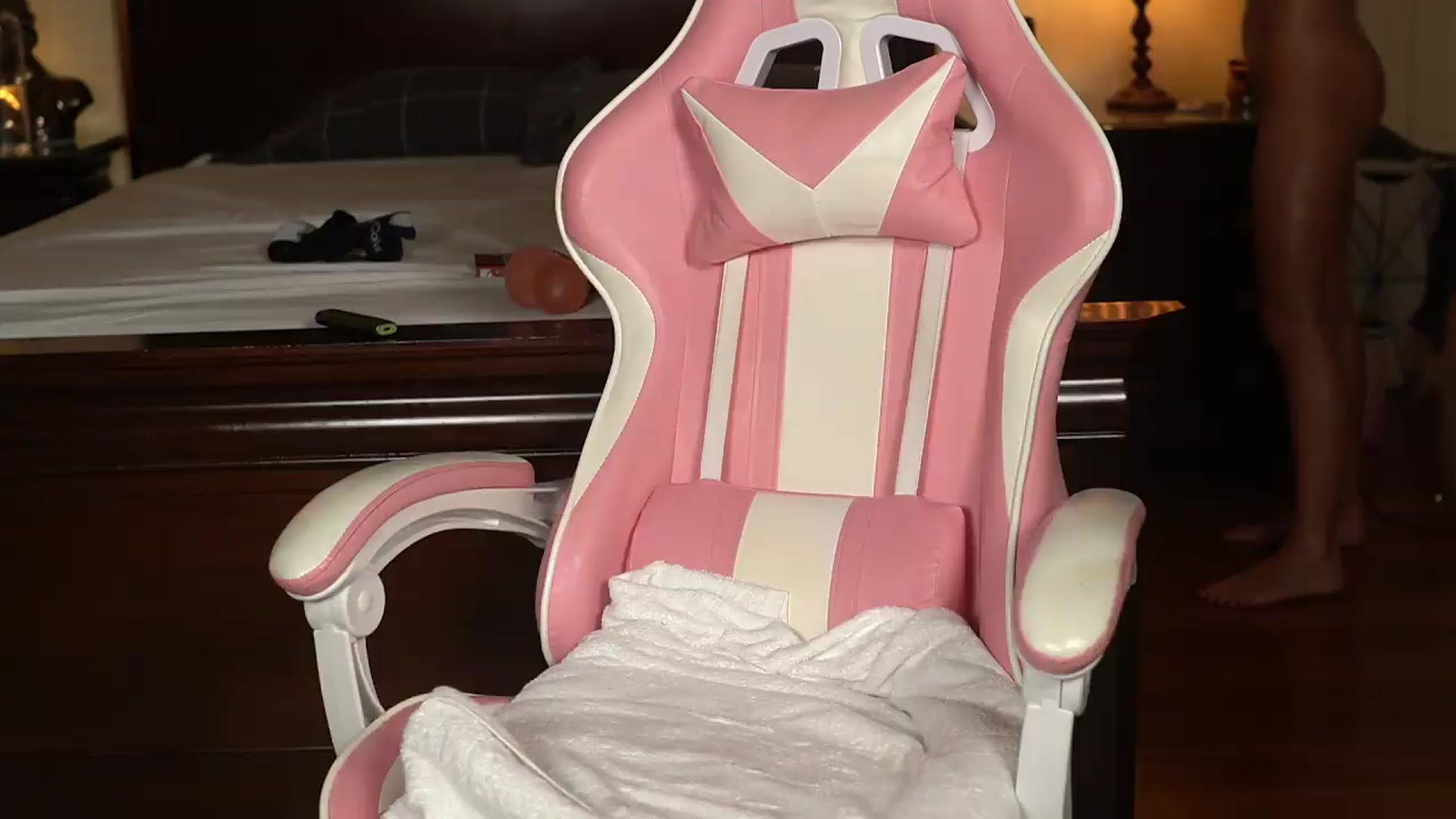 Gallery image thumbnail from KatyeRave's myfreecams stream on, 07/19/2026, 17:24 image 14 of 20