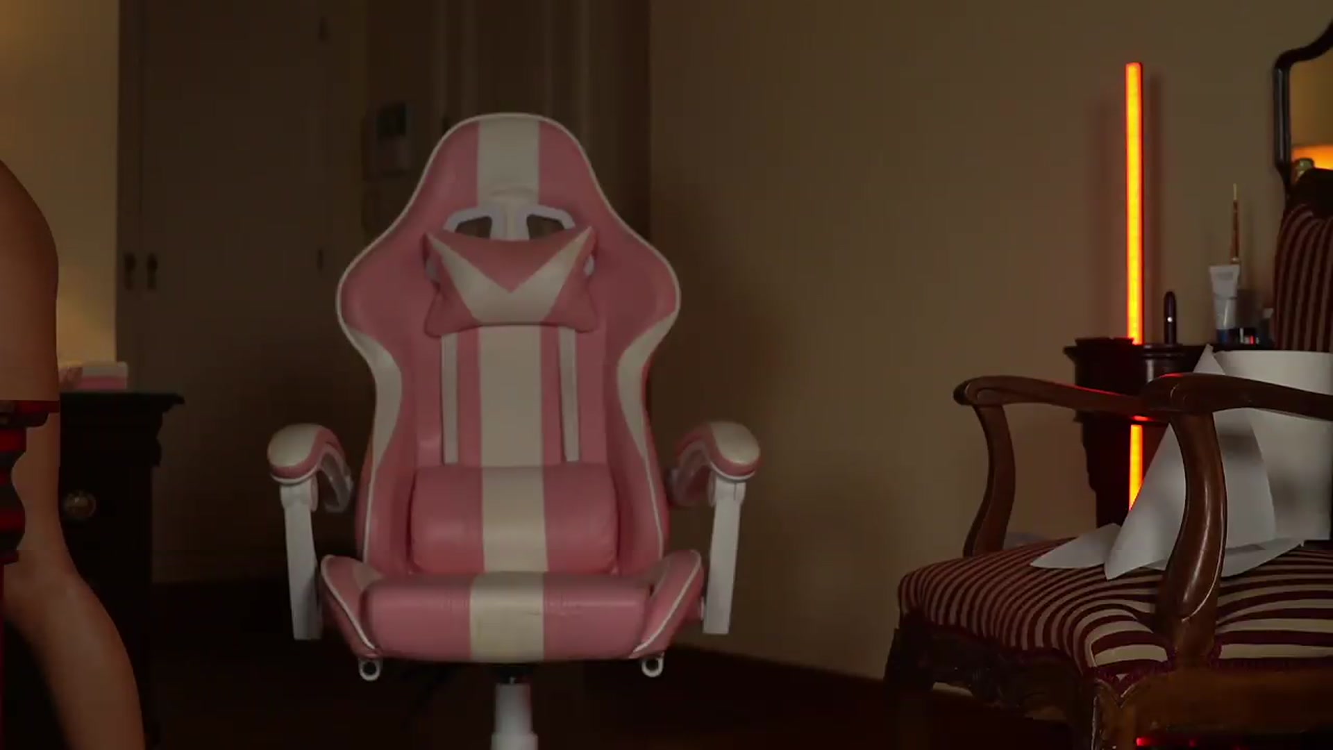 Gallery image thumbnail from KatyeRave's myfreecams stream on, 09/11/2026, 20:59 image 8 of 20