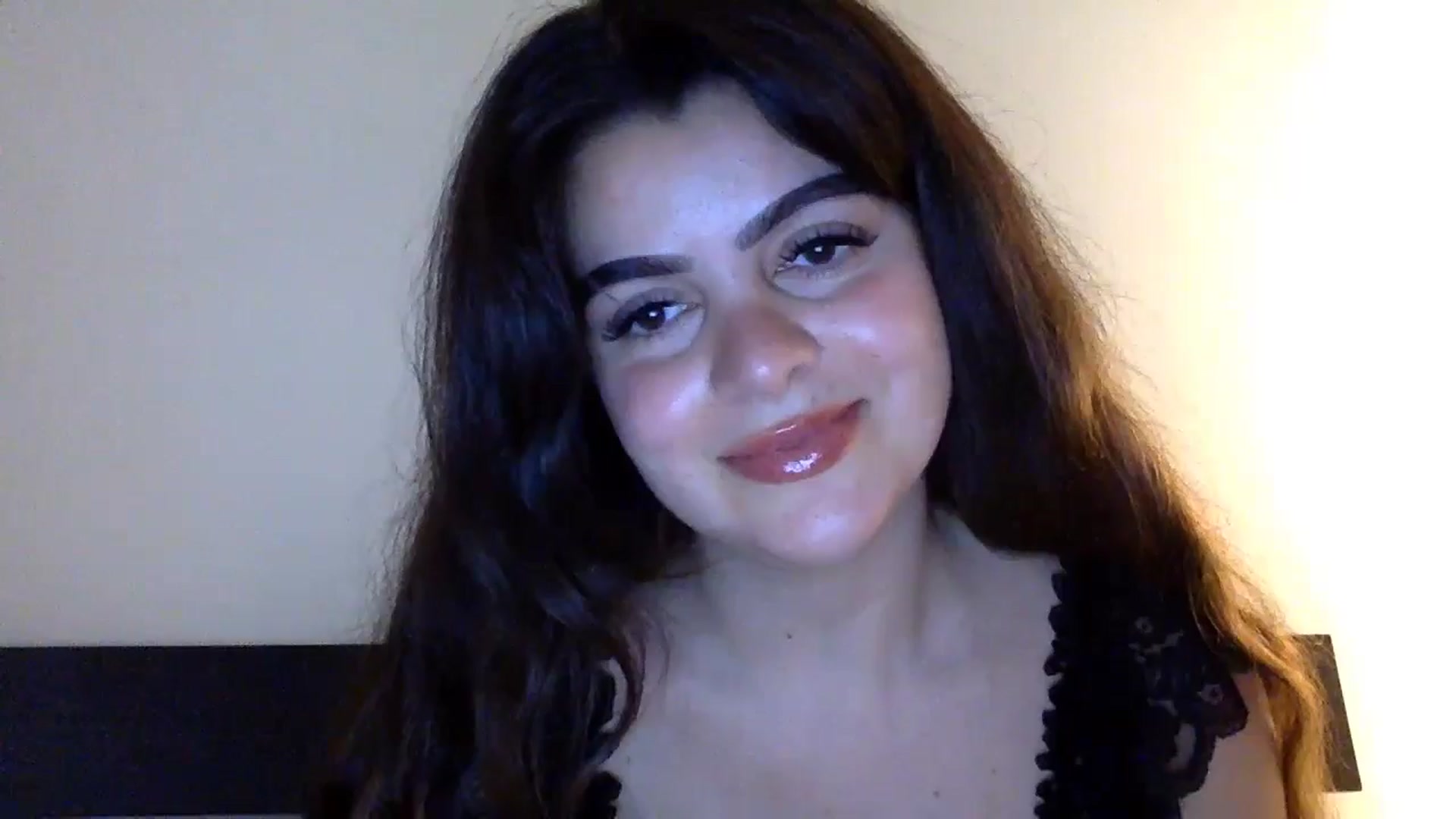 Gallery image thumbnail from Kaviar2's myfreecams stream on, 05/18/2024, 21:01 image 17 of 20