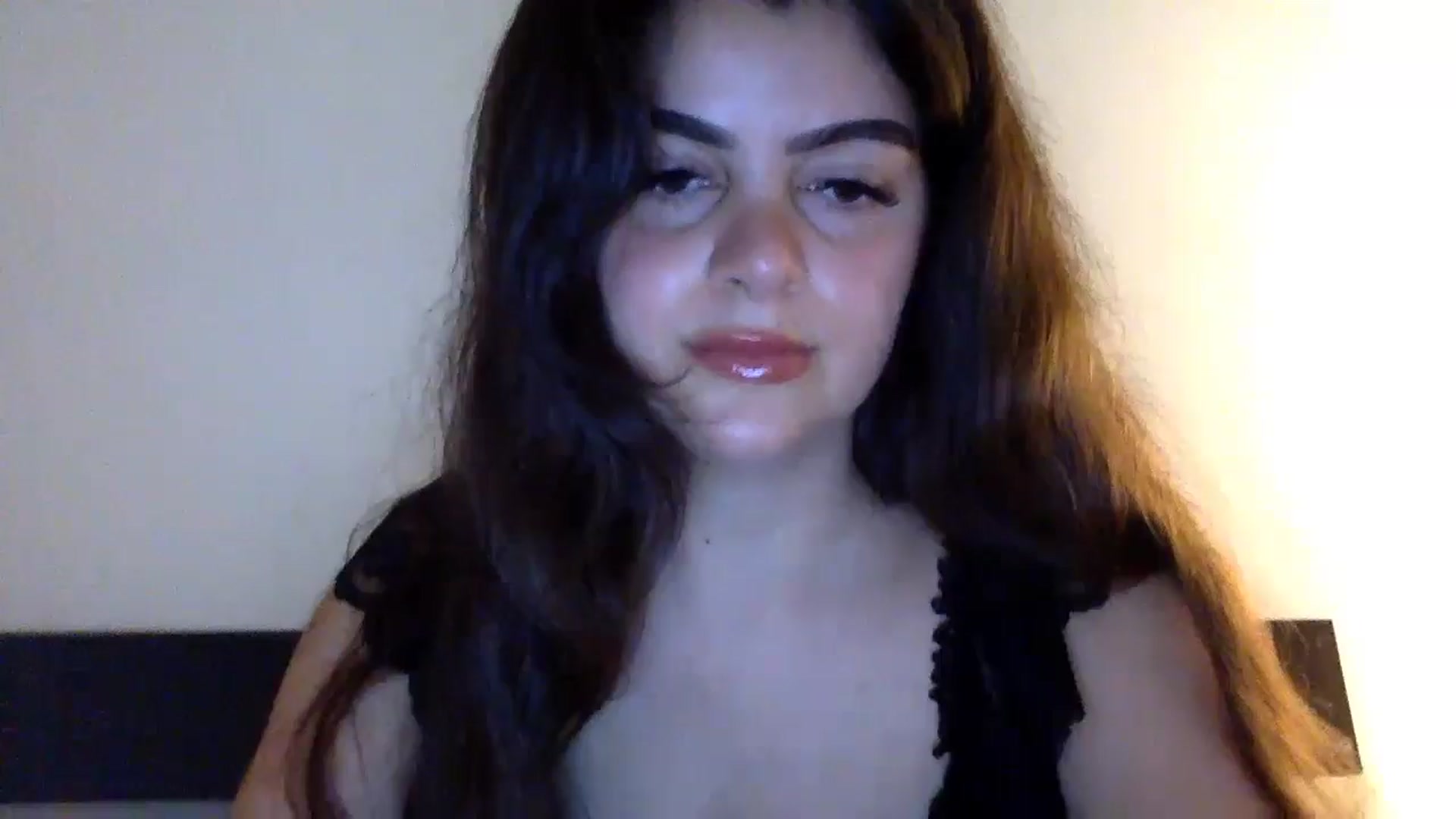 Gallery image thumbnail from Kaviar2's myfreecams stream on, 05/18/2024, 21:01 image 19 of 20