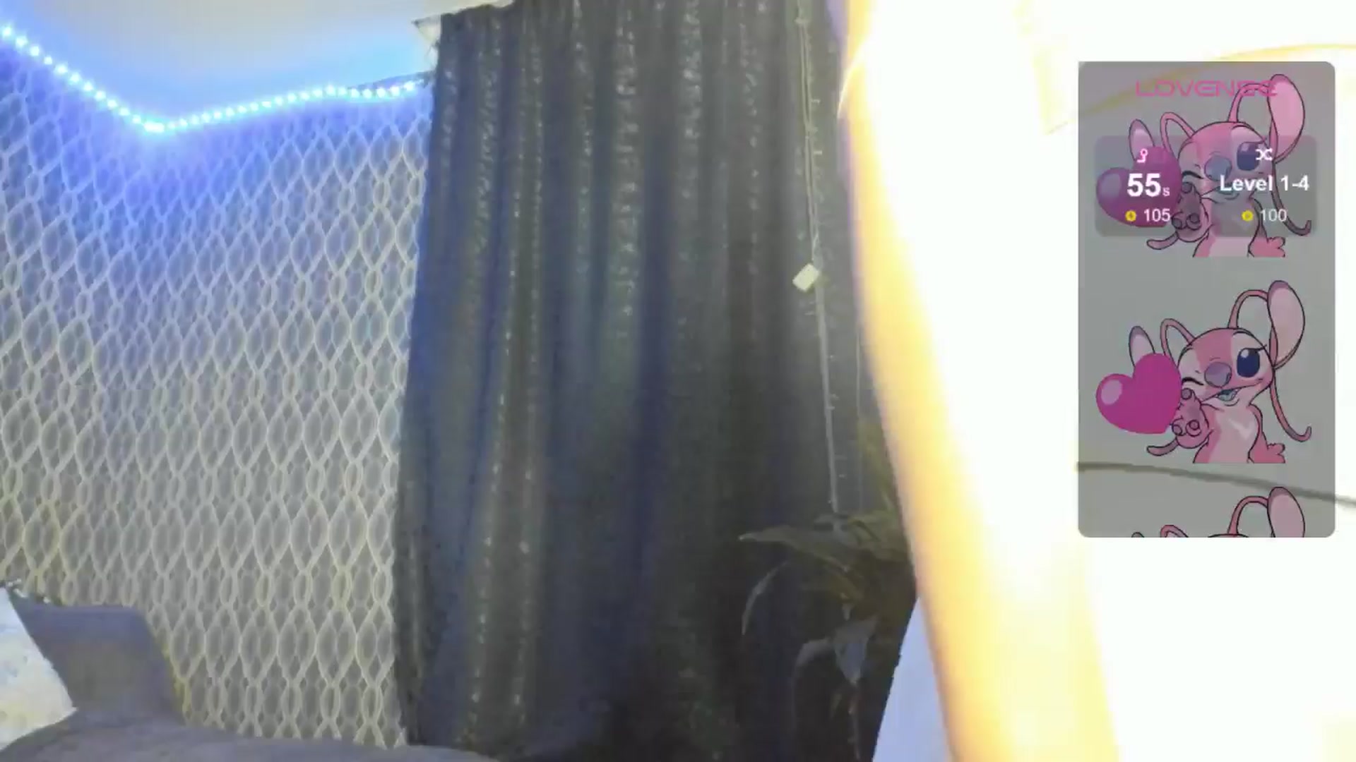 Gallery image thumbnail from KawaiiBb's myfreecams stream on, 06/03/2024, 17:49 image 2 of 20