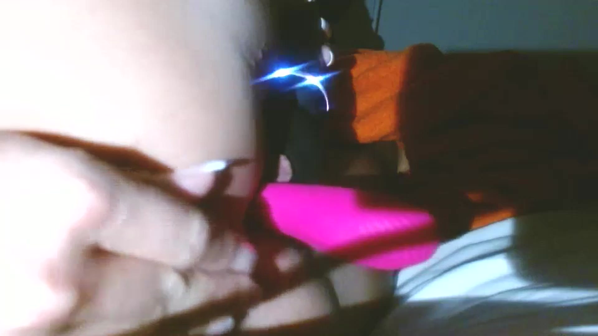 Gallery image thumbnail from Kay_devon's myfreecams stream on, 12/27/2023, 14:17 image 7 of 20