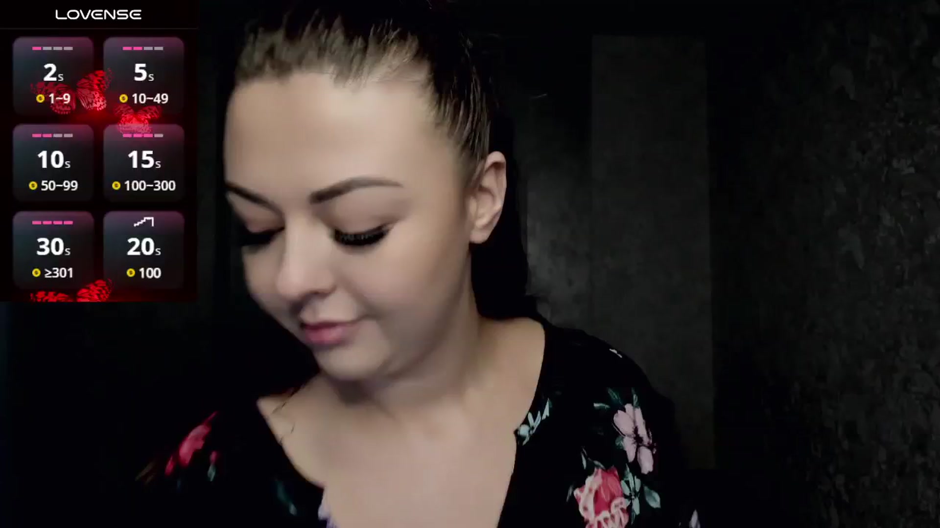 Gallery image thumbnail from KayaSkylar's myfreecams stream on, 12/22/2024, 14:05 image 16 of 20