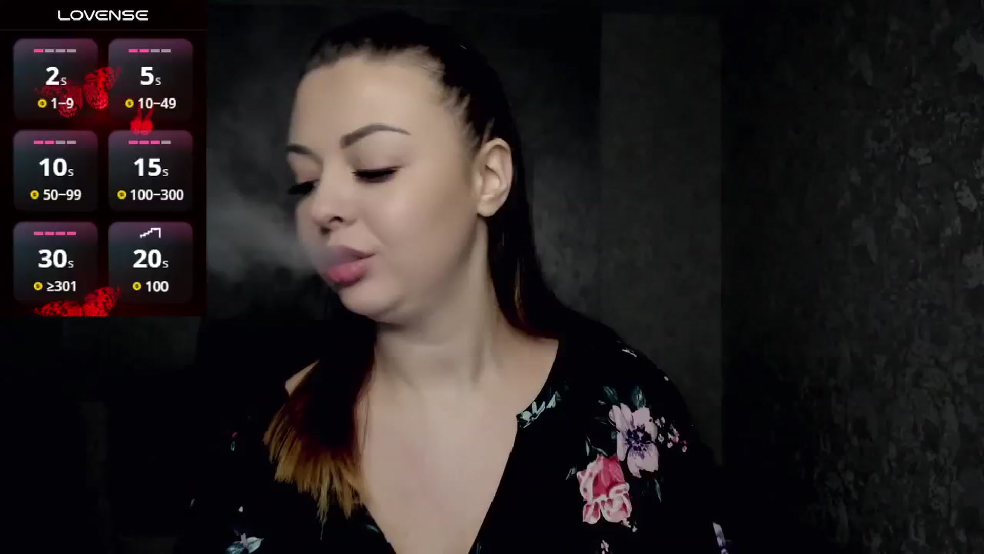 Gallery image thumbnail from KayaSkylar's myfreecams stream on, 12/22/2024, 16:13 image 10 of 20