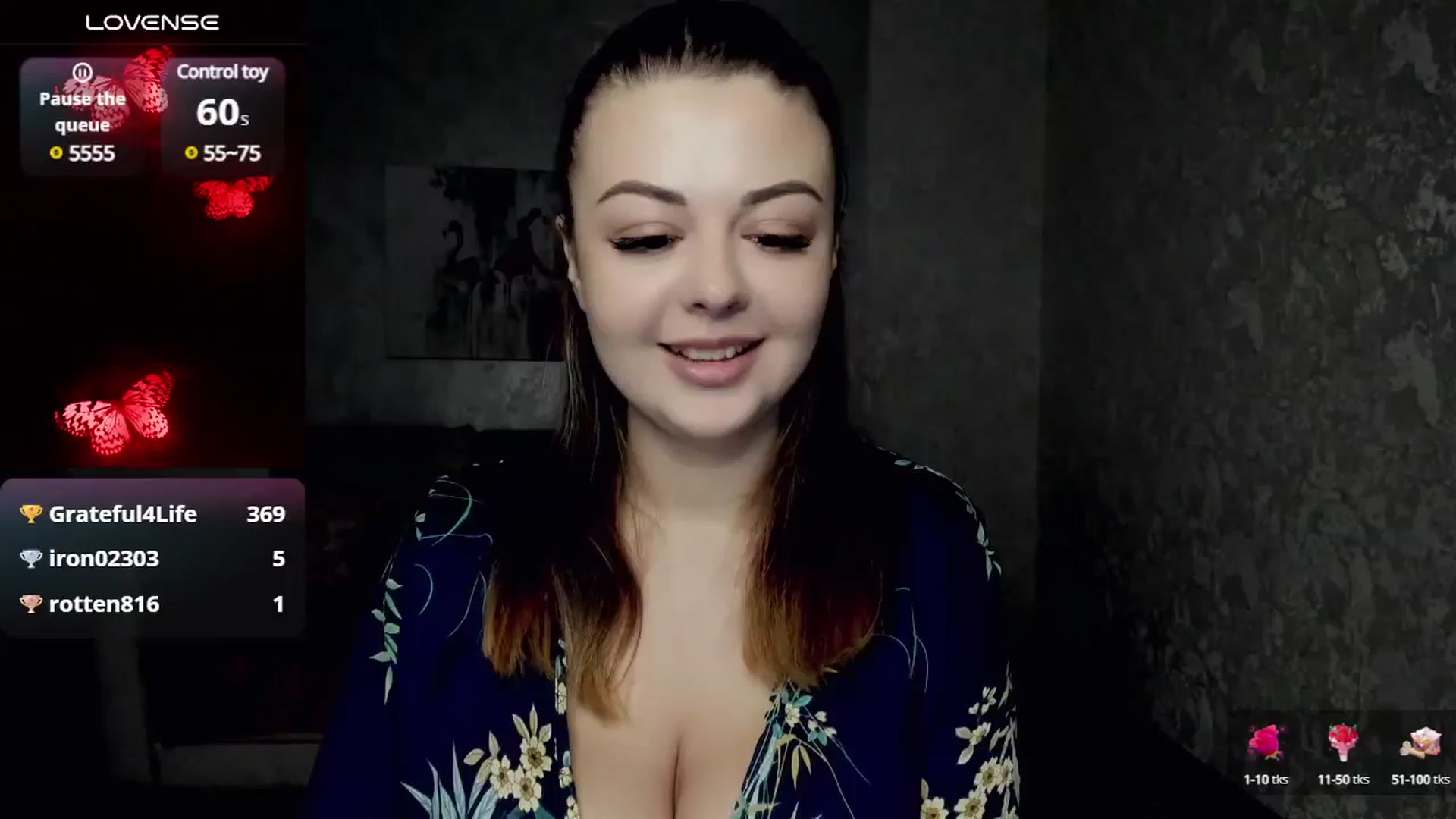 Gallery image thumbnail from KayaSkylar's myfreecams stream on, 12/25/2024, 22:11 image 16 of 20