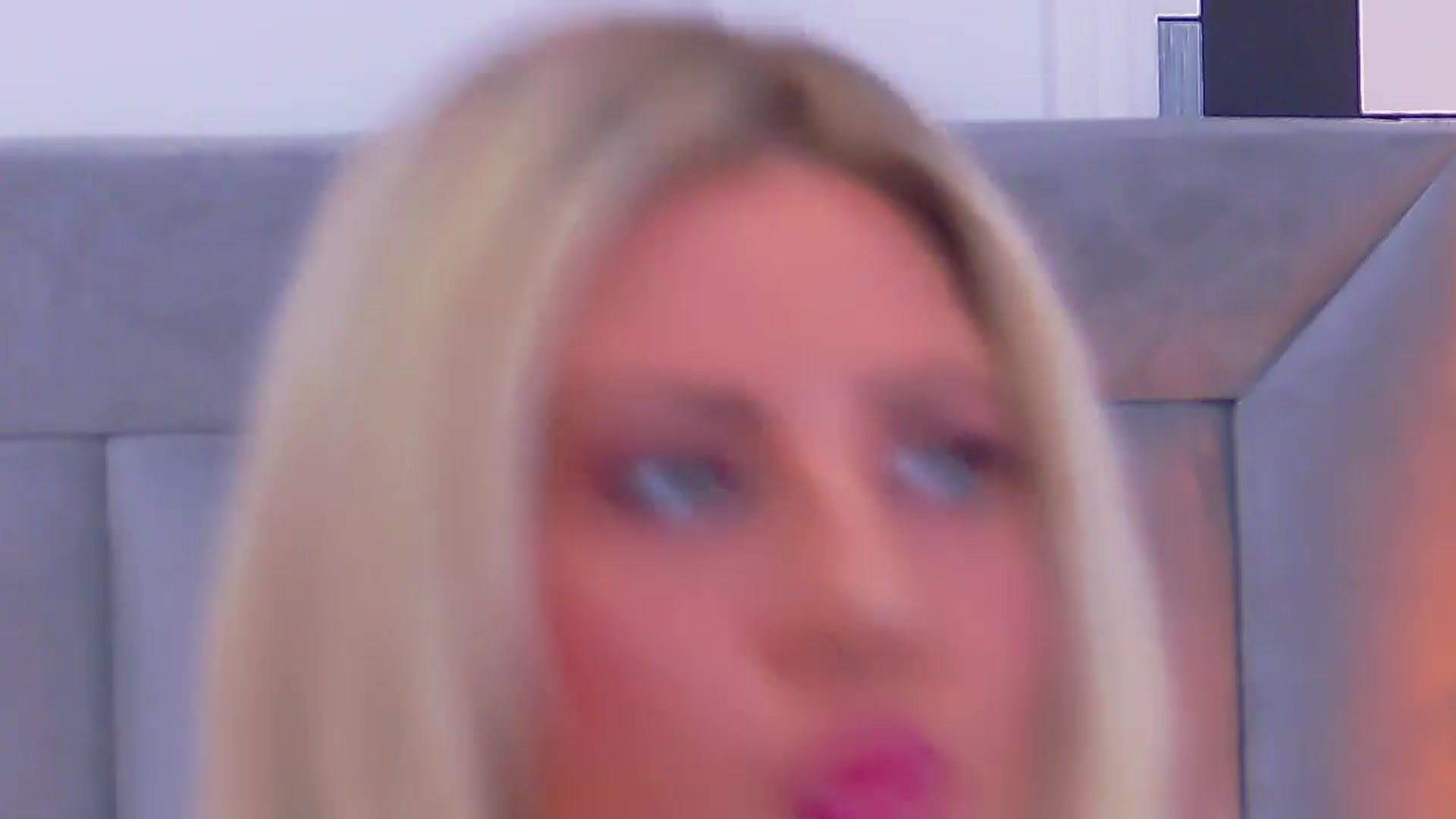 Gallery image thumbnail from KayaWallker's myfreecams stream on, 07/08/2024, 06:15 image 6 of 20