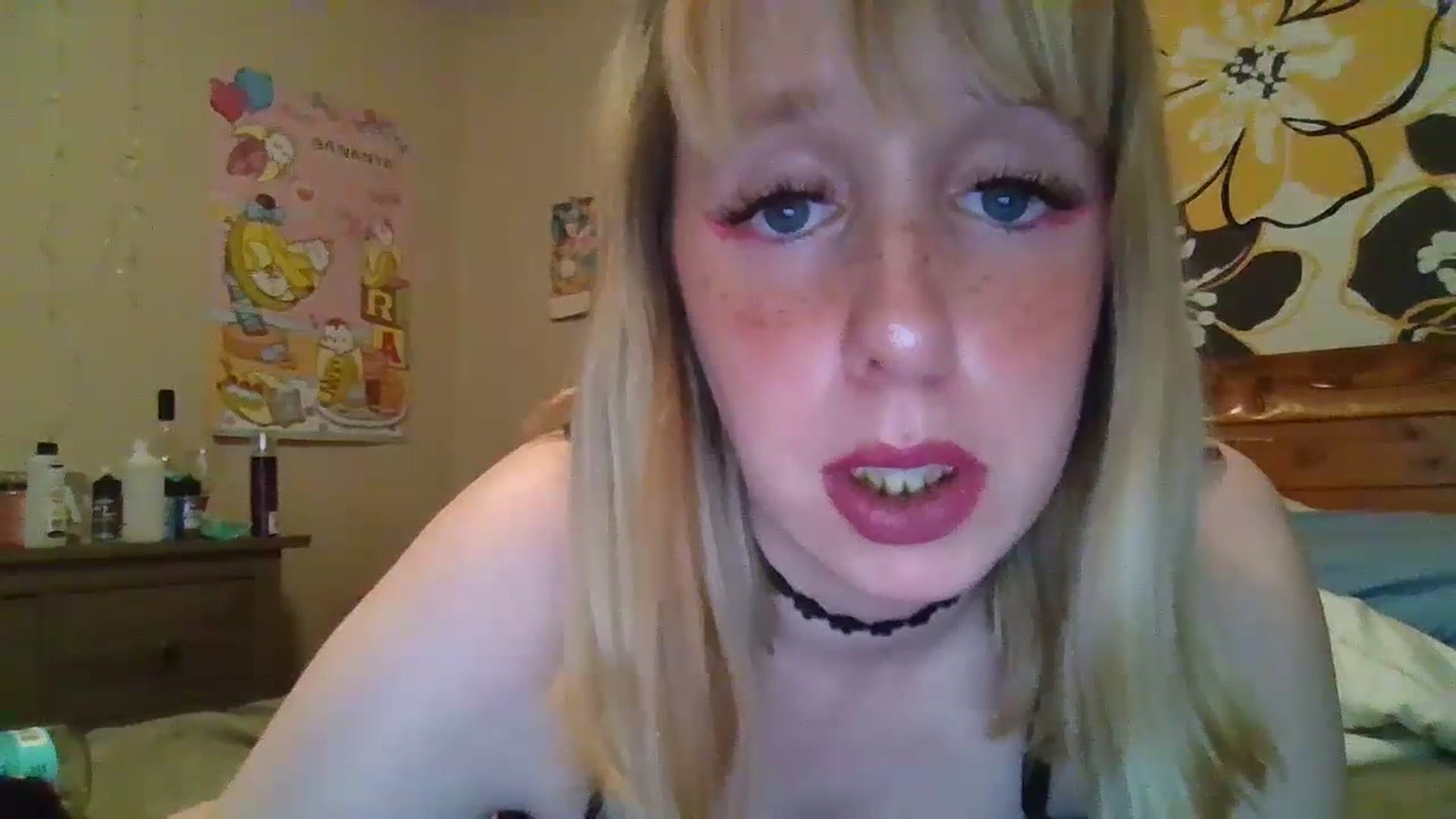 Gallery image thumbnail from KaydCoxxx95's myfreecams stream on, 07/13/2023, 09:15 image 9 of 20