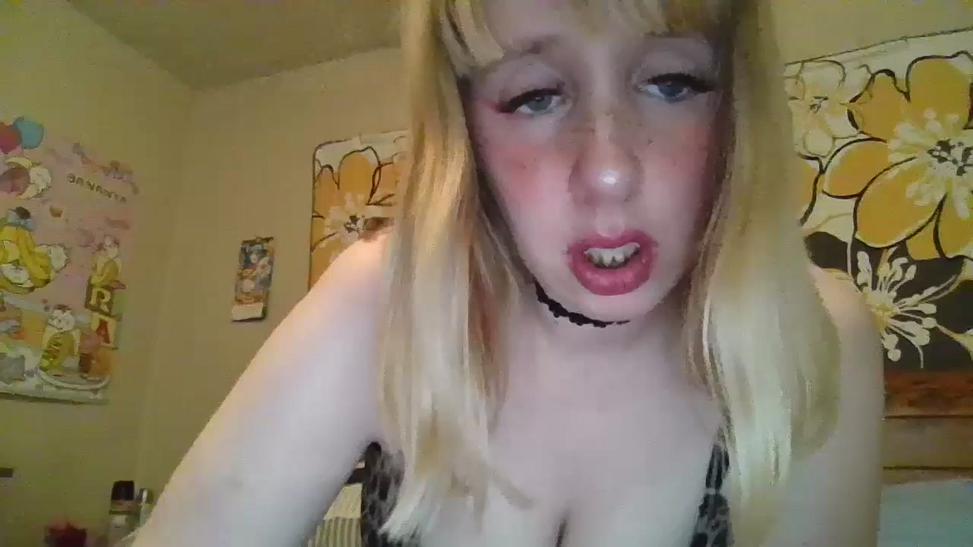 Gallery image thumbnail from KaydCoxxx95's myfreecams stream on, 07/13/2023, 10:49 image 16 of 20