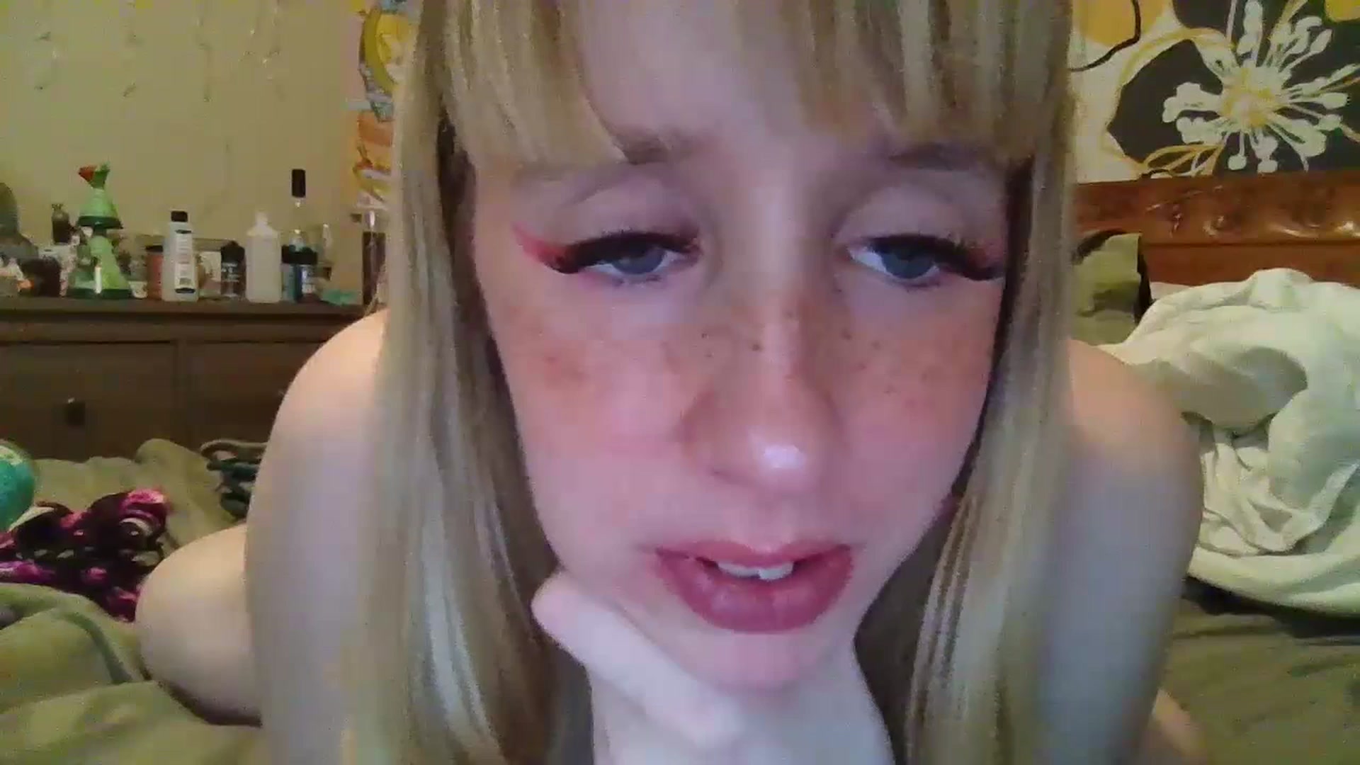Gallery image thumbnail from KaydCoxxx95's myfreecams stream on, 07/13/2023, 11:06 image 16 of 20