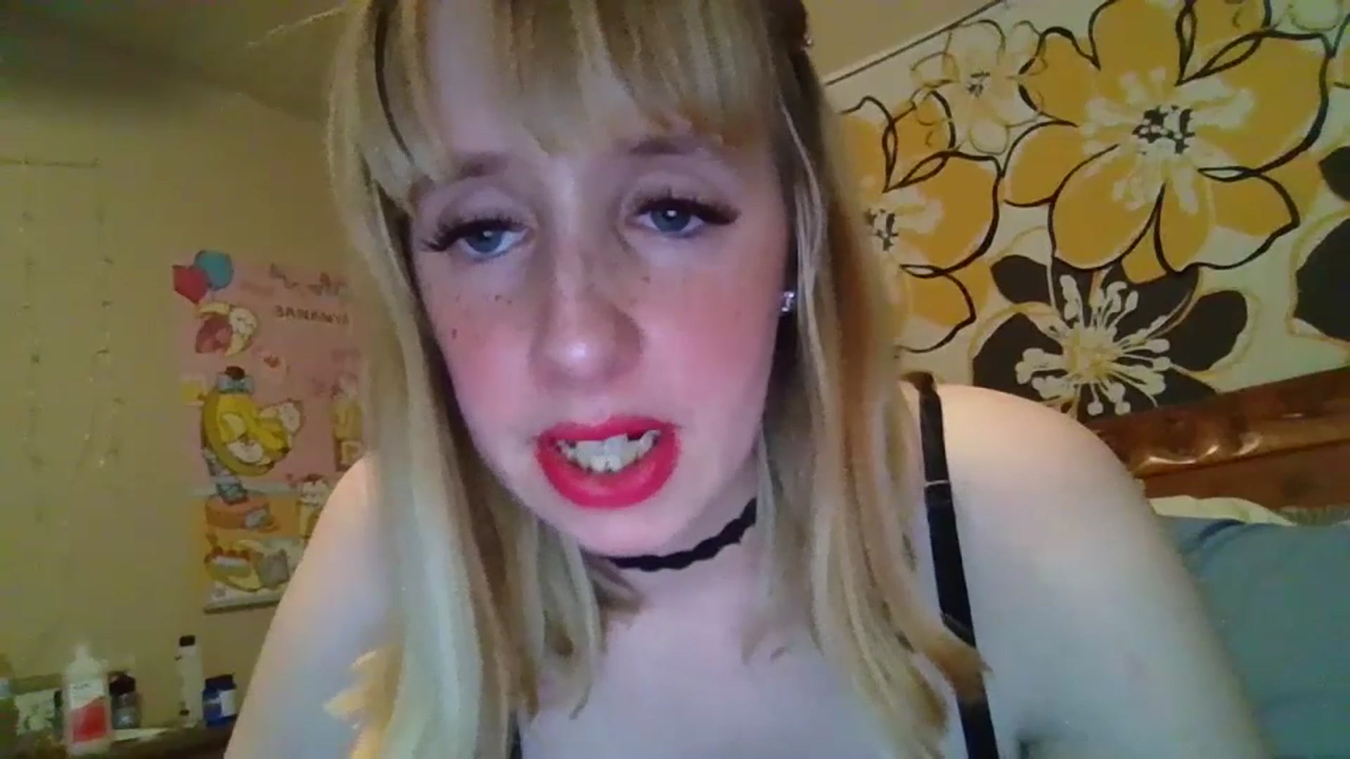 Gallery image thumbnail from KaydCoxxx95's myfreecams stream on, 07/16/2023, 08:41 image 4 of 20