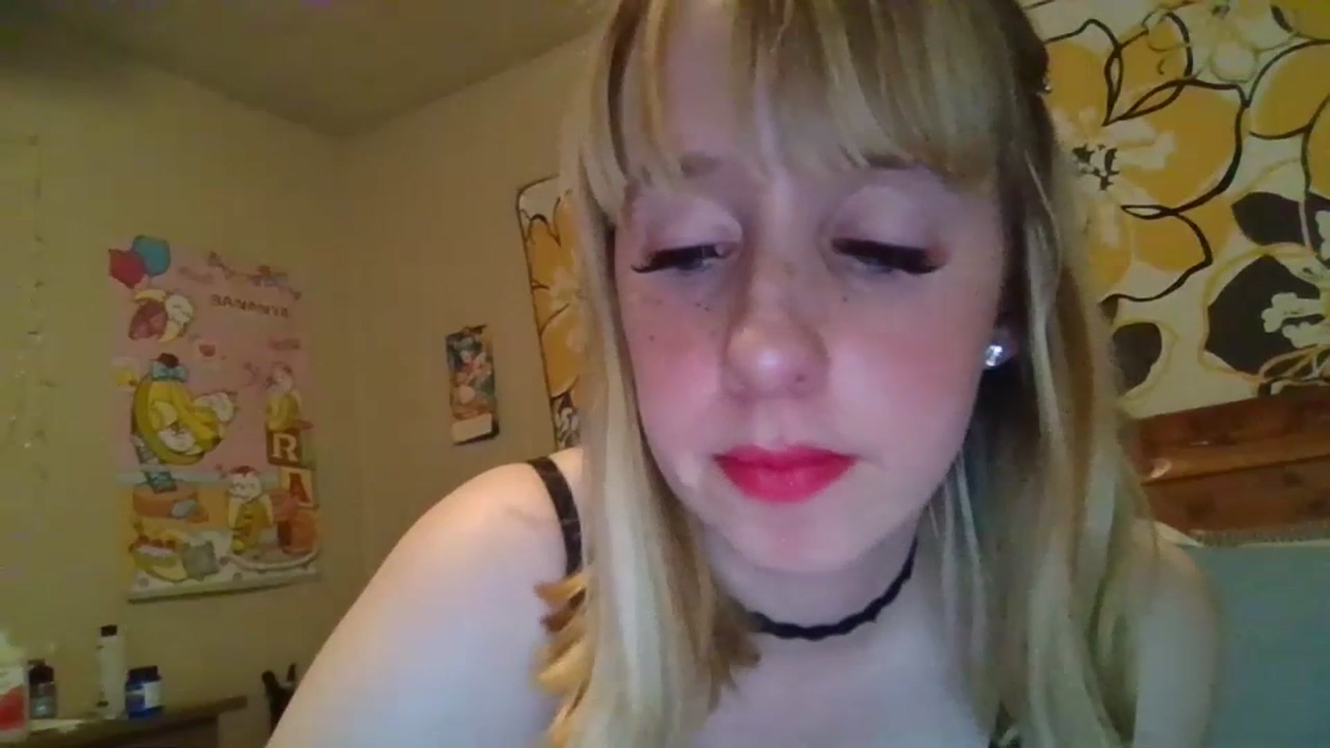 Gallery image thumbnail from KaydCoxxx95's myfreecams stream on, 07/16/2023, 08:41 image 2 of 20