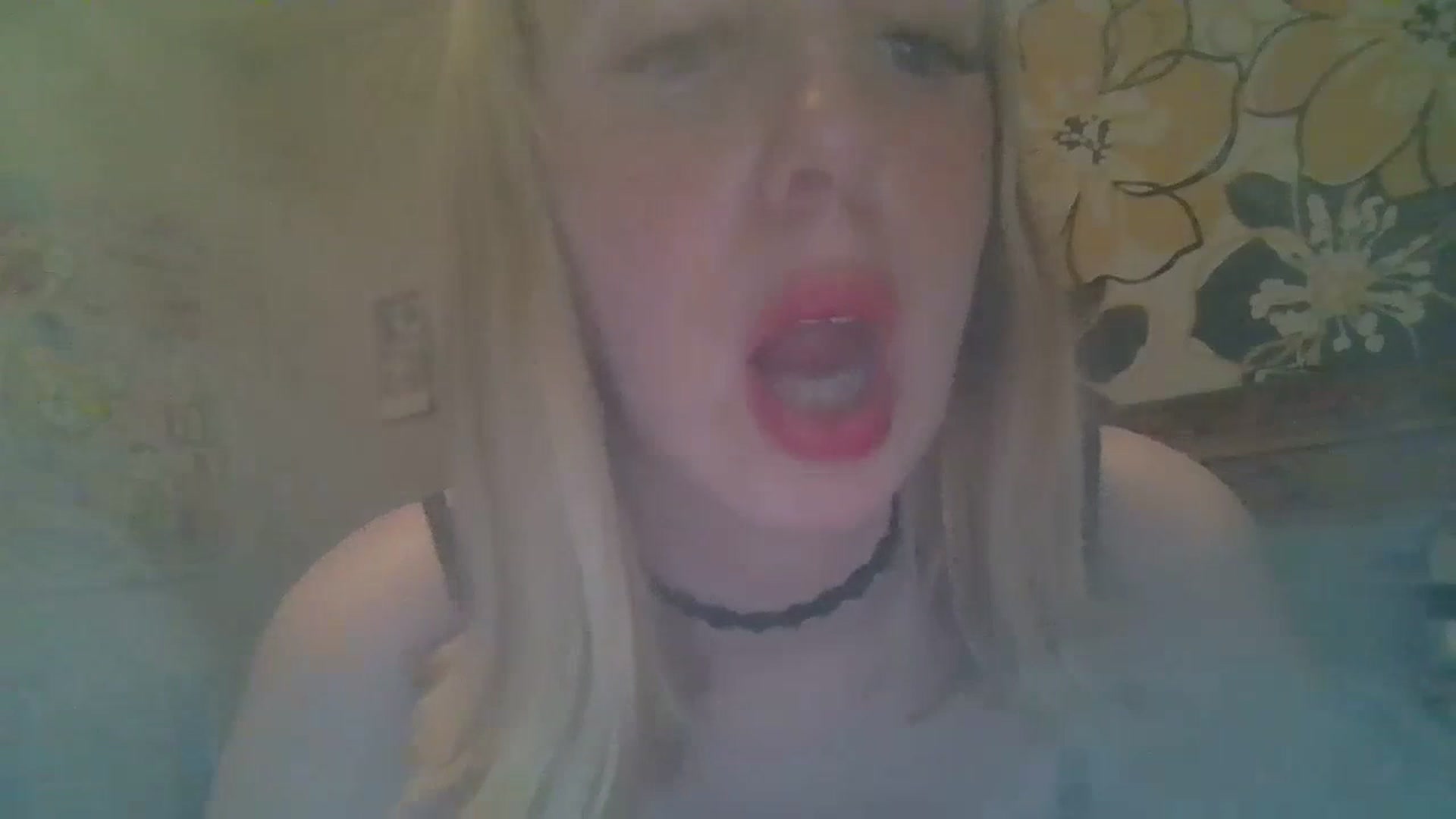 Gallery image thumbnail from KaydCoxxx95's myfreecams stream on, 07/16/2023, 09:40 image 6 of 20