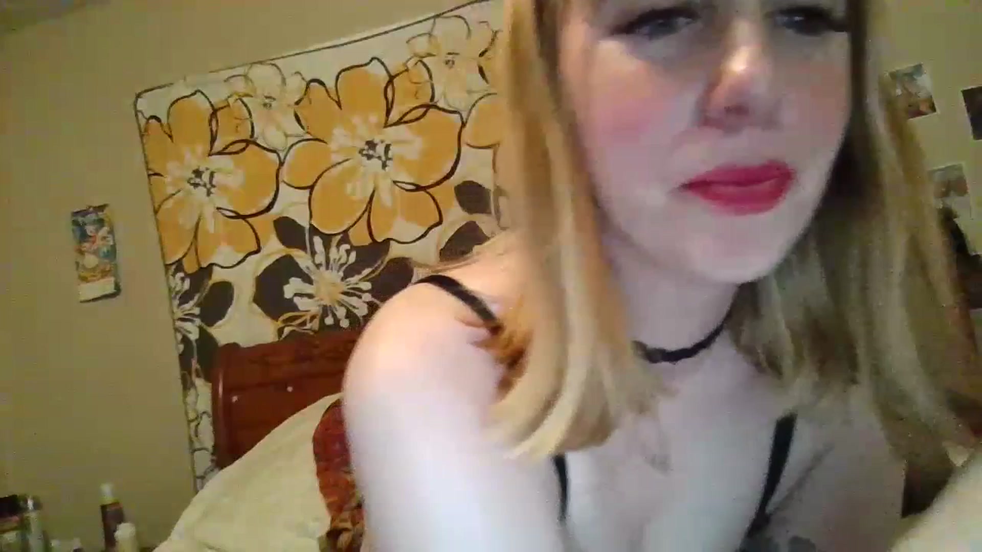 Gallery image thumbnail from KaydCoxxx95's myfreecams stream on, 07/16/2023, 10:26 image 5 of 20