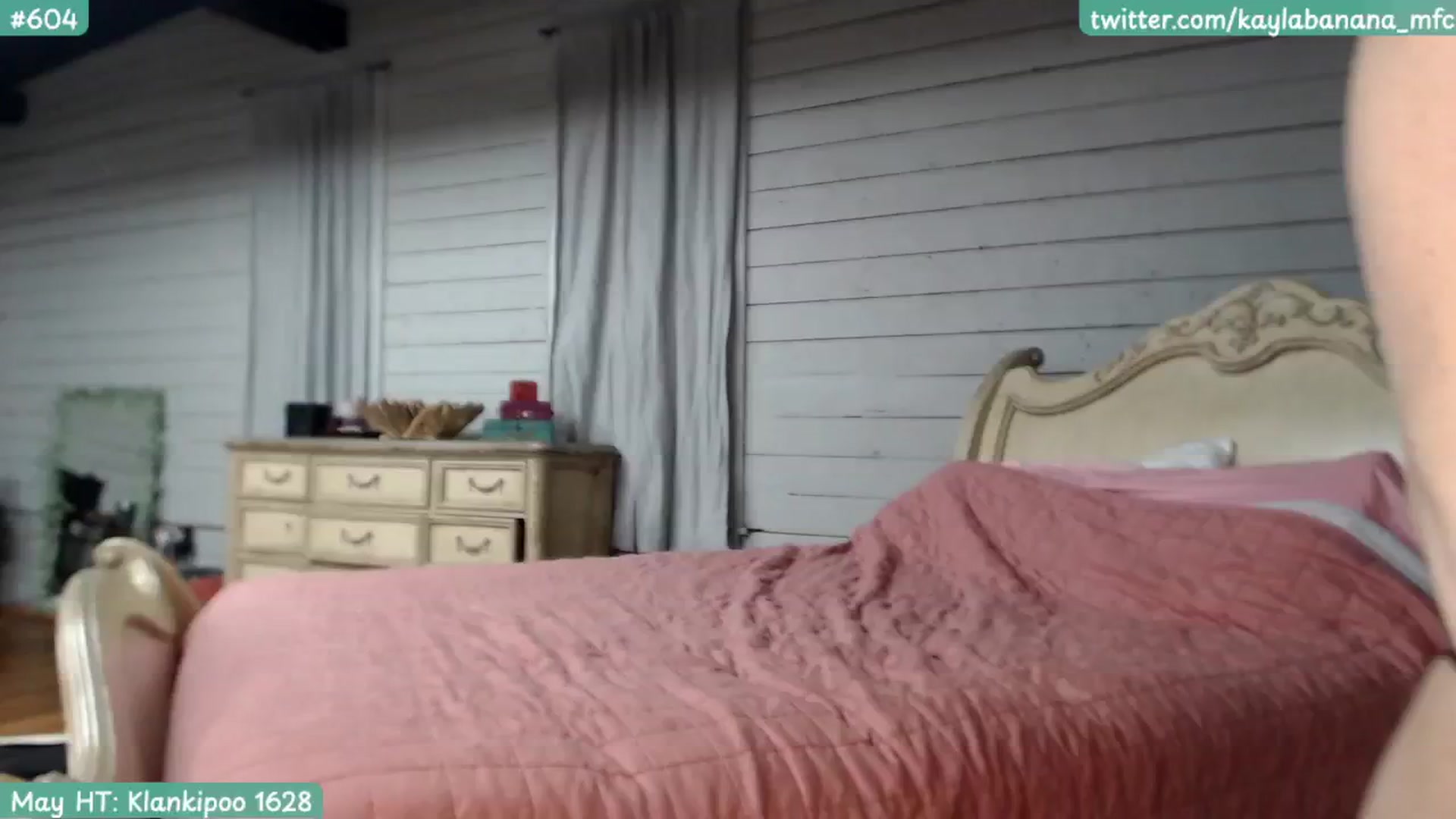 Gallery image thumbnail from KaylaBanana's myfreecams stream on, 05/16/2024, 05:48 image 17 of 20