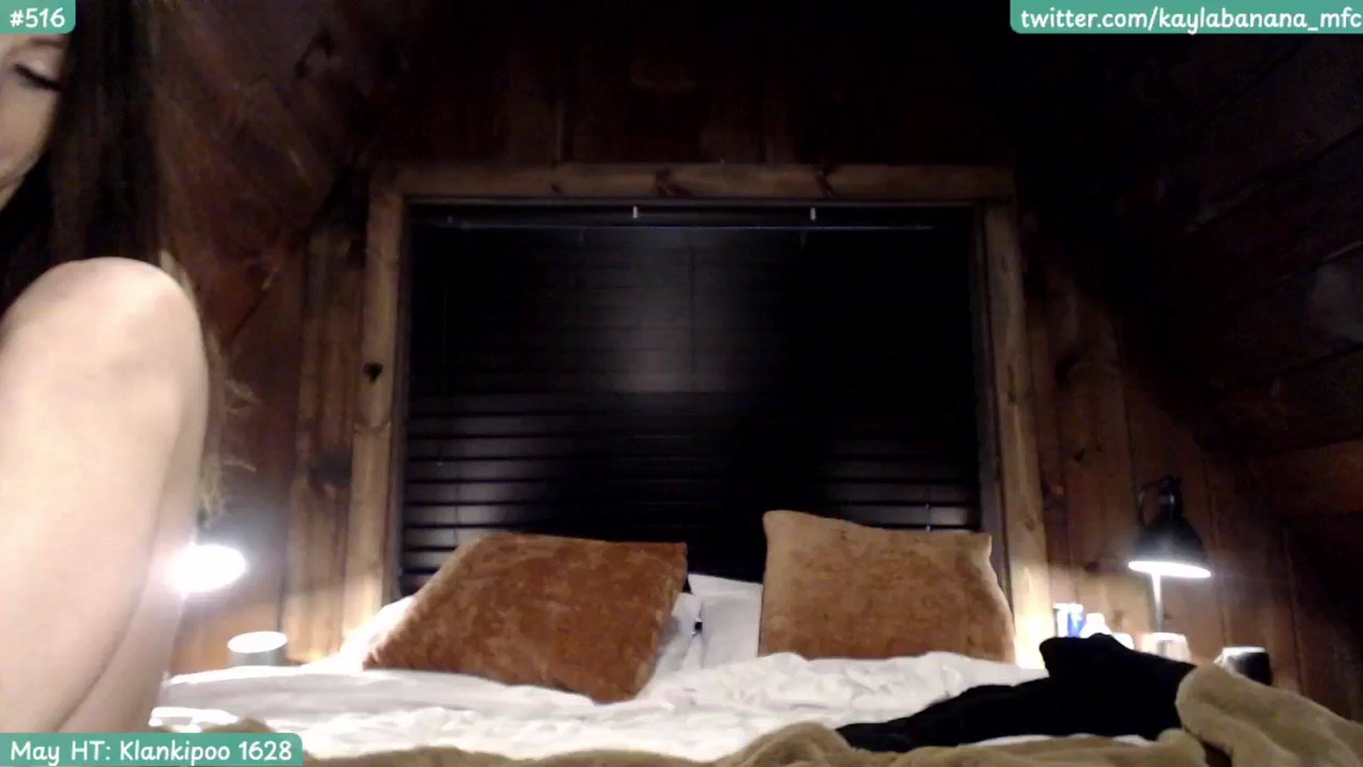 Gallery image thumbnail from KaylaBanana's myfreecams stream on, 05/20/2024, 10:47 image 14 of 20