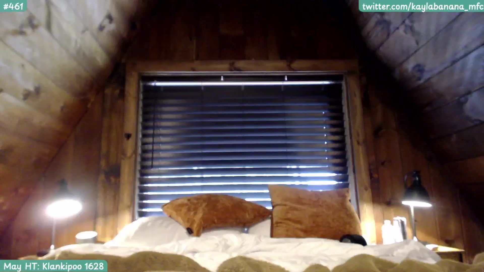 Gallery image thumbnail from KaylaBanana's myfreecams stream on, 05/20/2024, 13:29 image 10 of 20