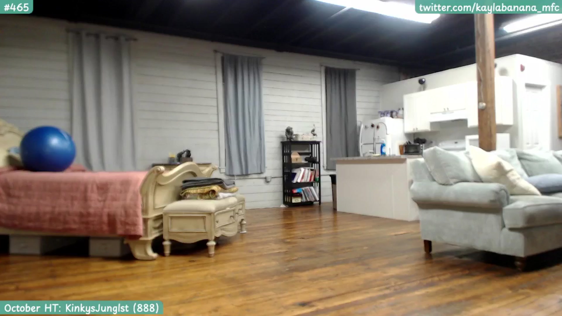Gallery image thumbnail from KaylaBanana's myfreecams stream on, 11/08/2024, 11:24 image 4 of 20