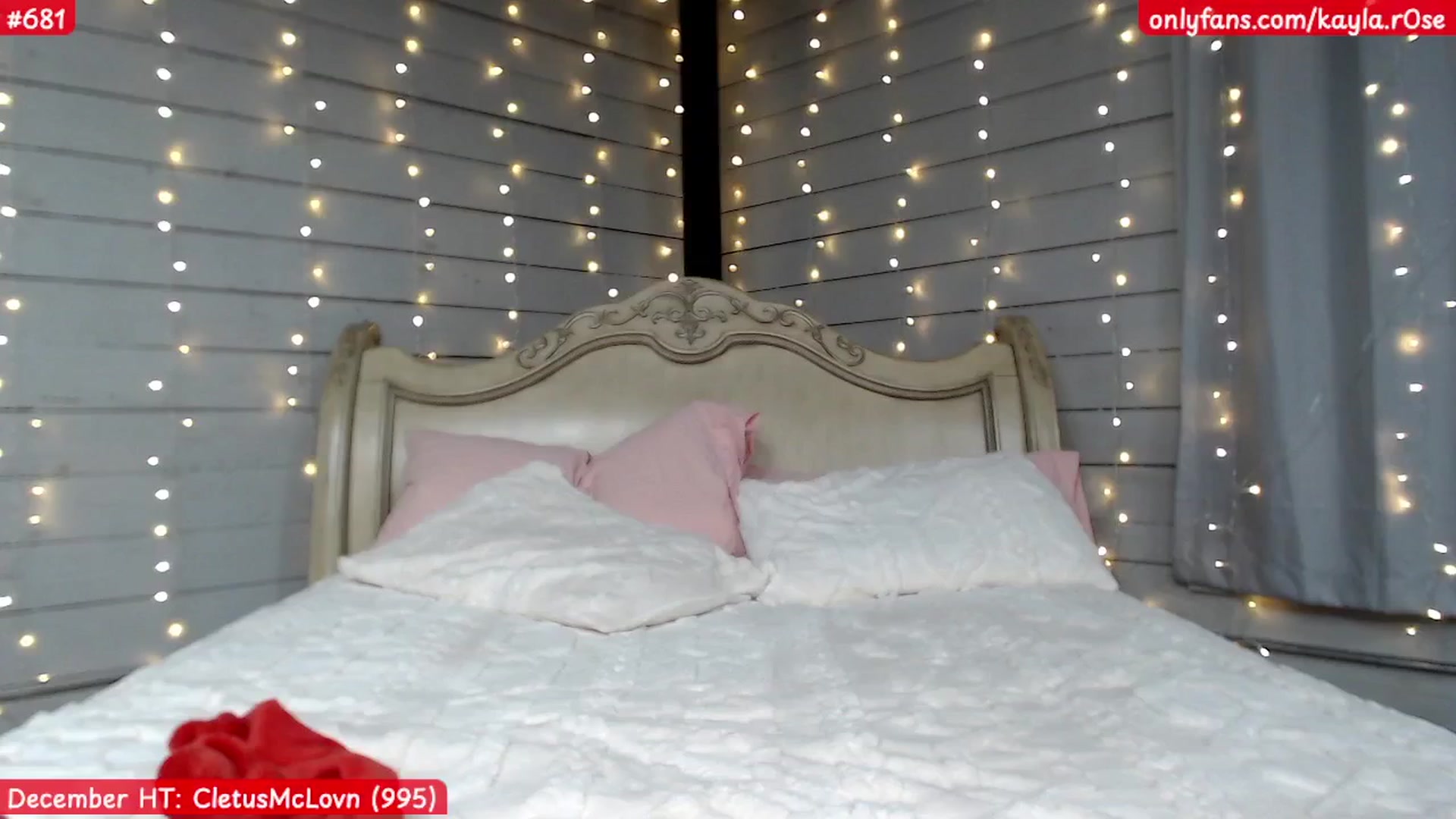 Gallery image thumbnail from KaylaBanana's myfreecams stream on, 12/13/2024, 08:00 image 6 of 20