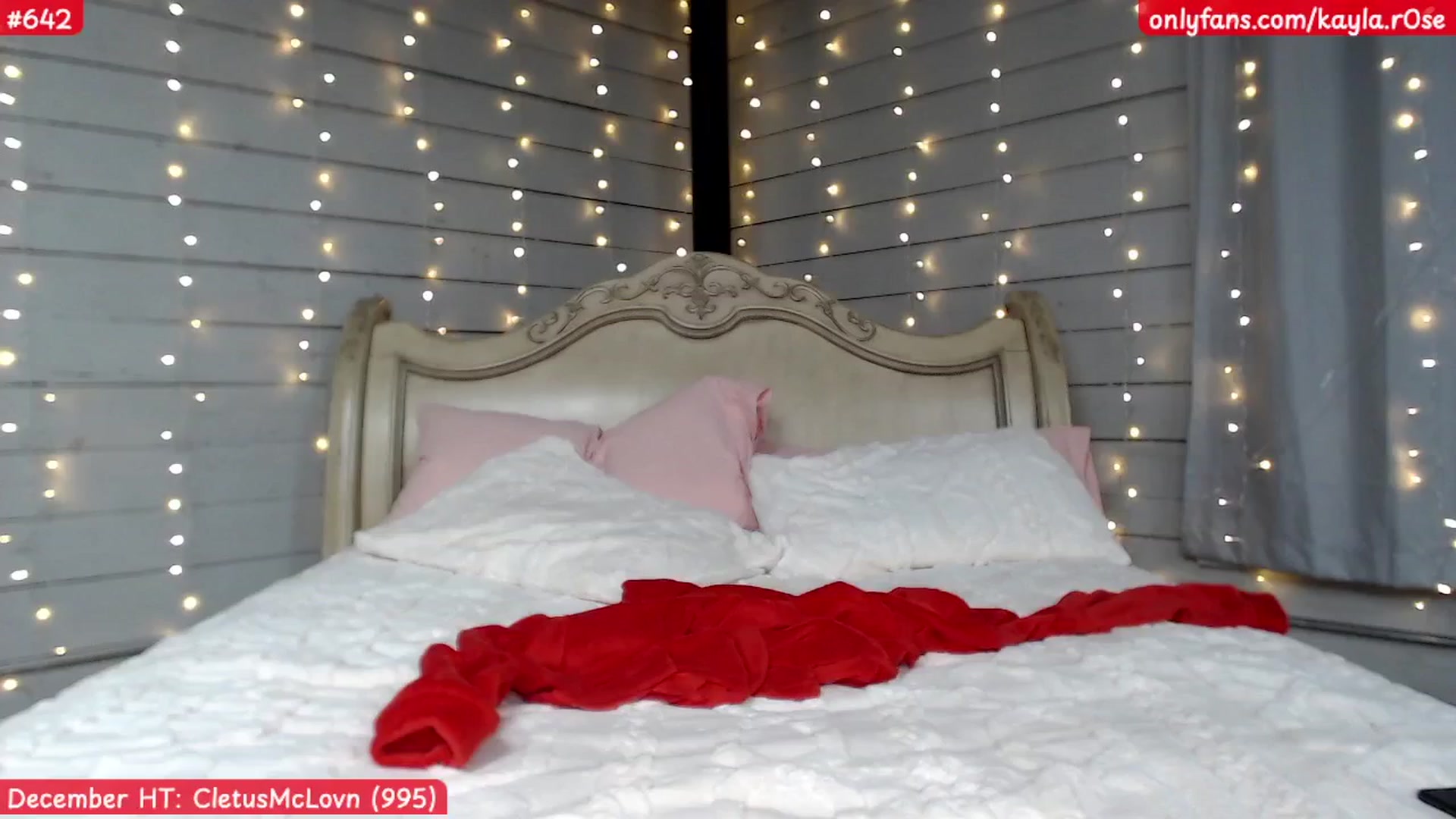 Gallery image thumbnail from KaylaBanana's myfreecams stream on, 12/13/2024, 08:00 image 20 of 20