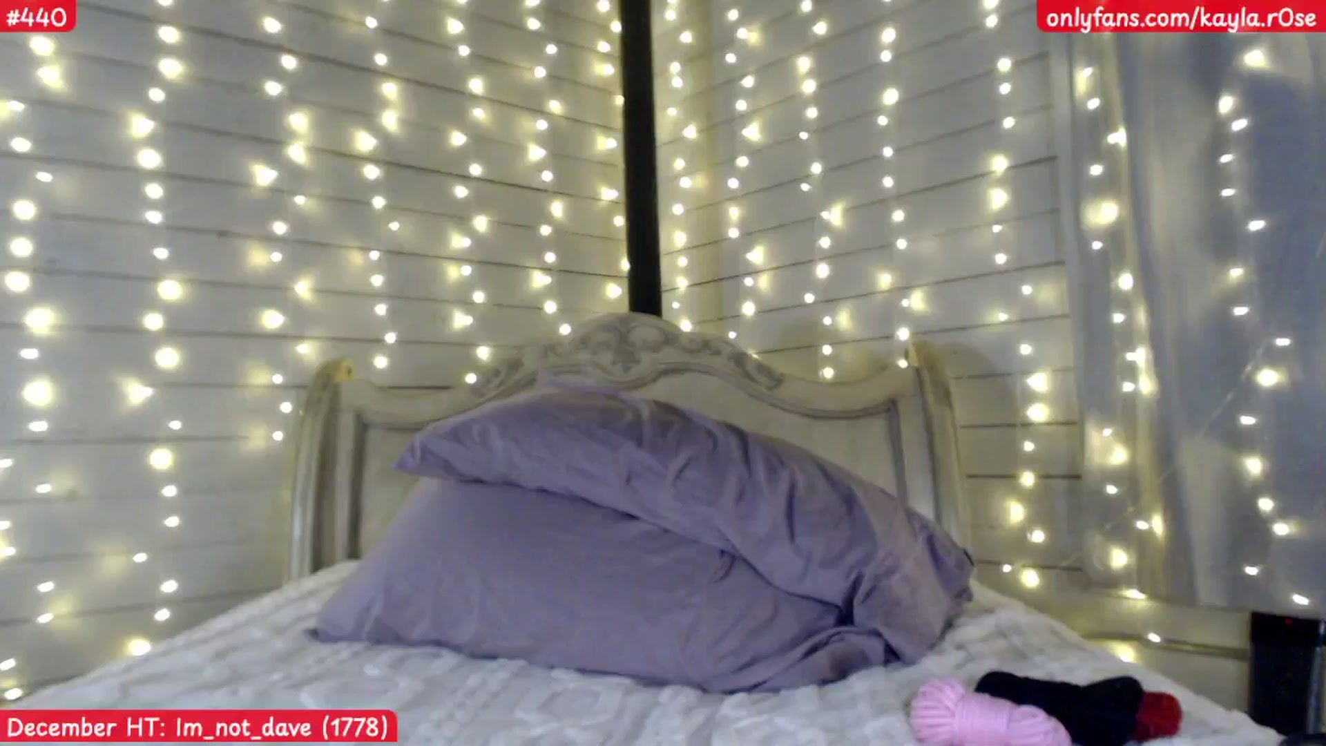 Gallery image thumbnail from KaylaBanana's myfreecams stream on, 12/24/2024, 07:57 image 12 of 20