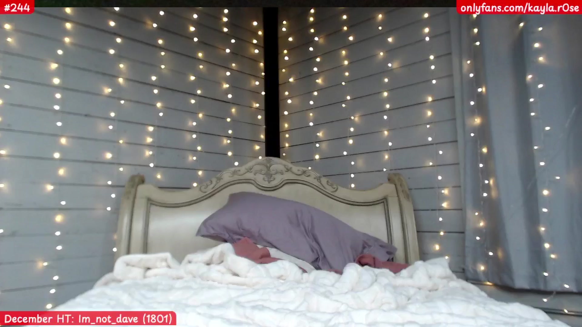 Gallery image thumbnail from KaylaBanana's myfreecams stream on, 12/27/2024, 09:47 image 19 of 20