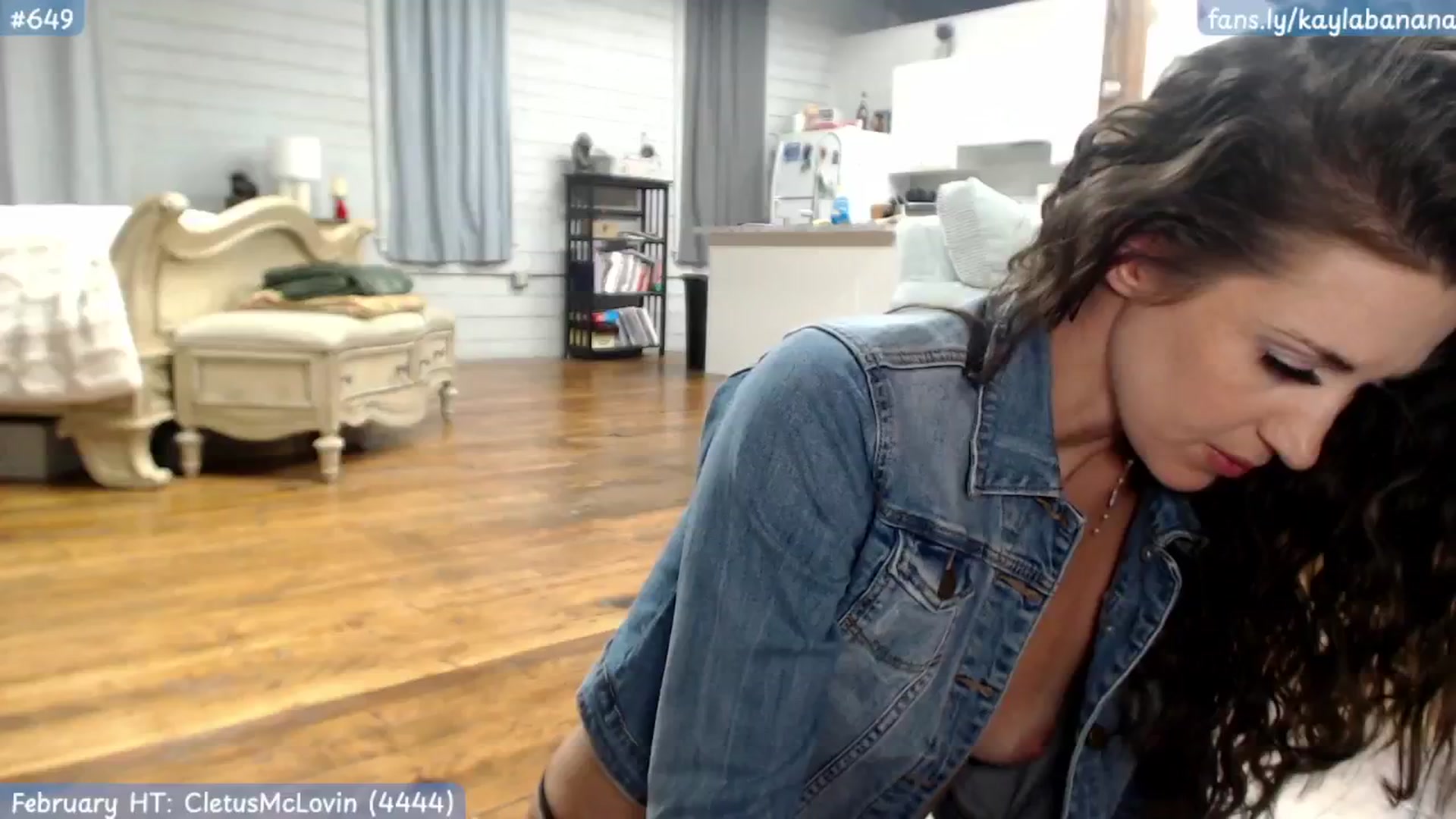 Gallery image thumbnail from KaylaBanana's myfreecams stream on, 02/23/2025, 09:48 image 8 of 20
