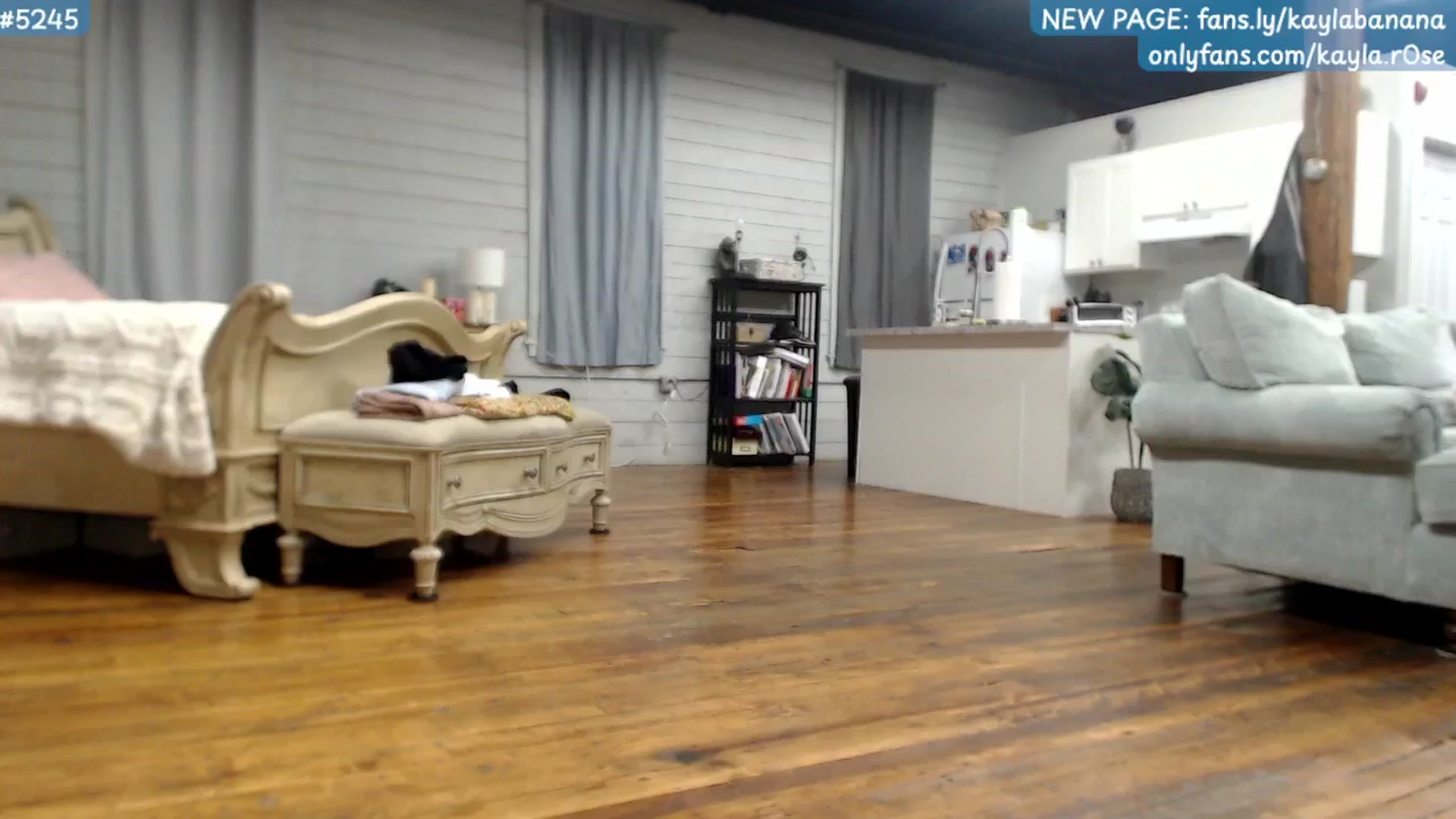 Gallery image thumbnail from KaylaBanana's myfreecams stream on, 05/30/2025, 09:55 image 8 of 20