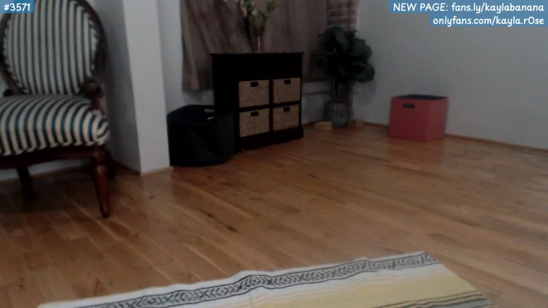Gallery image thumbnail from KaylaBanana's myfreecams stream on, 07/21/2025, 08:10 image 18 of 20