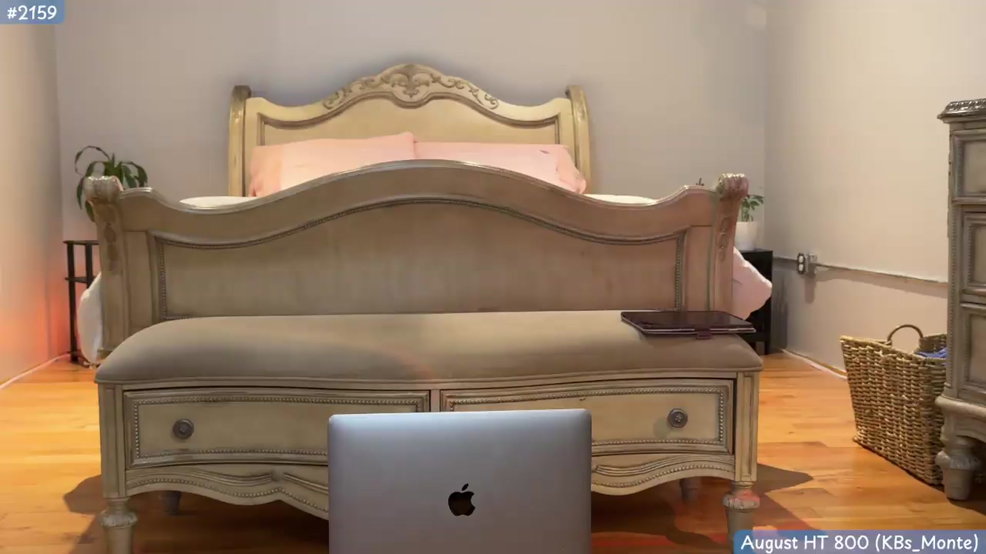 Gallery image thumbnail from KaylaBanana's myfreecams stream on, 09/06/2026, 05:37 image 14 of 20