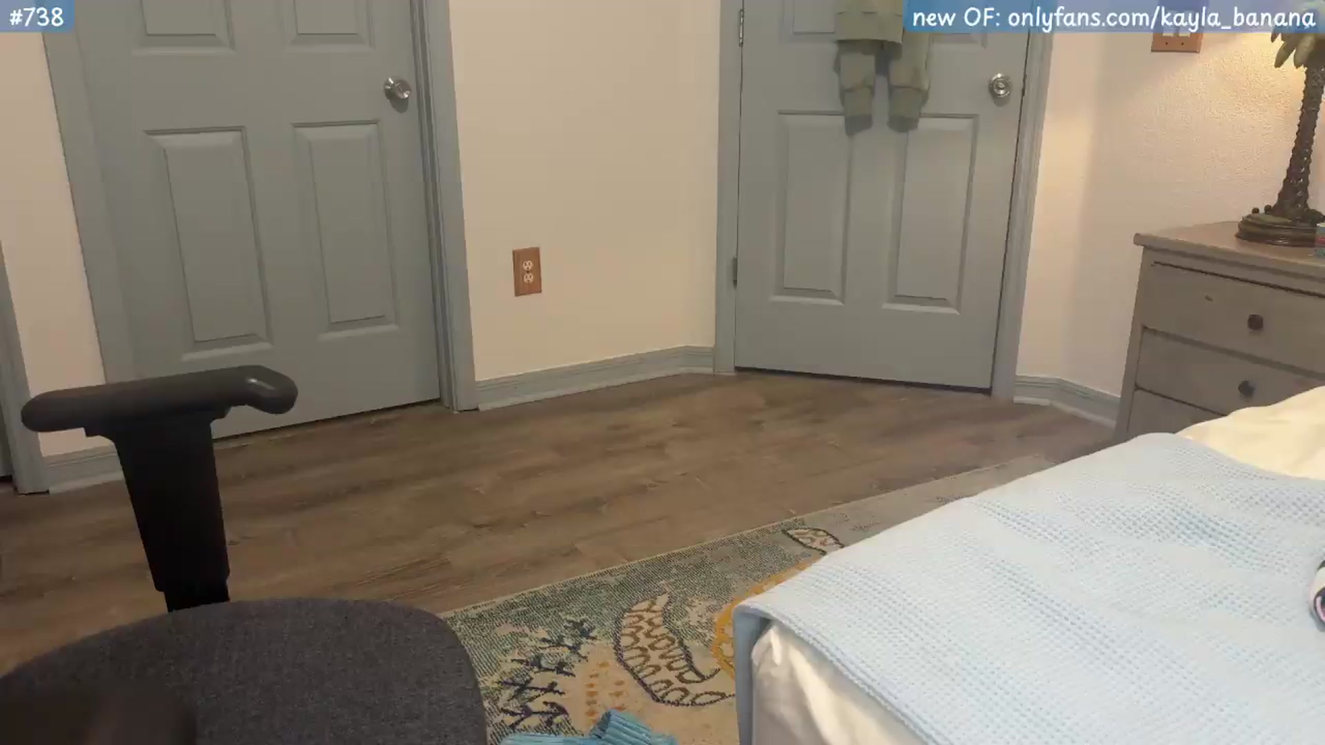 Gallery image thumbnail from KaylaBanana's myfreecams stream on, 09/27/2026, 08:38 image 12 of 20