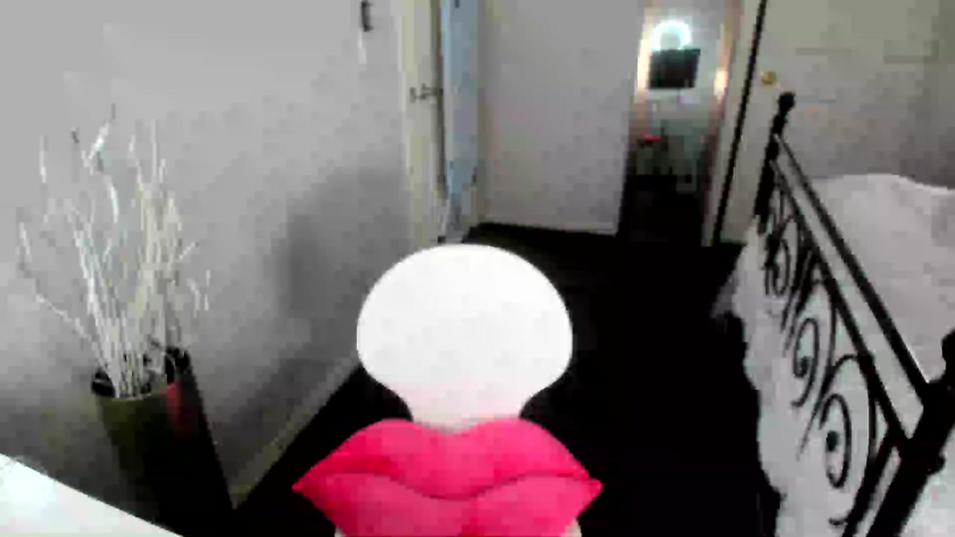 Gallery image thumbnail from KaylaKayden's myfreecams stream on, 11/15/2022, 22:56 image 18 of 20