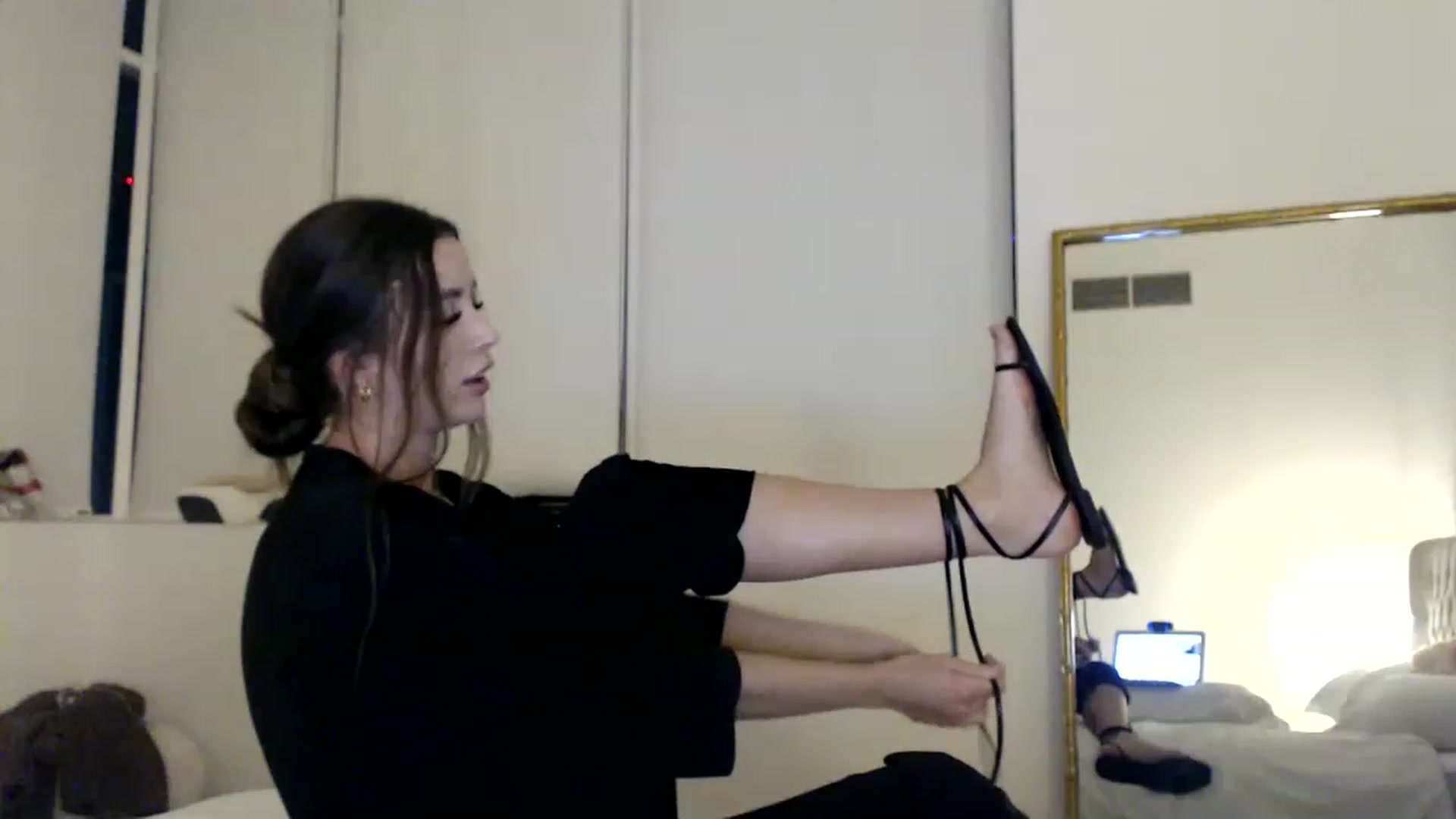 Gallery image thumbnail from Kayla_x's myfreecams stream on, 03/07/2023, 16:59 image 19 of 20