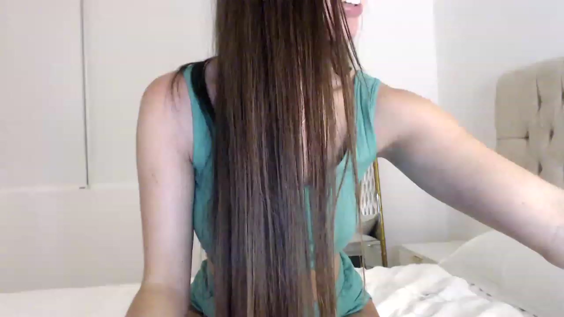 Gallery image thumbnail from Kayla_x's myfreecams stream on, 05/03/2023, 16:54 image 10 of 20