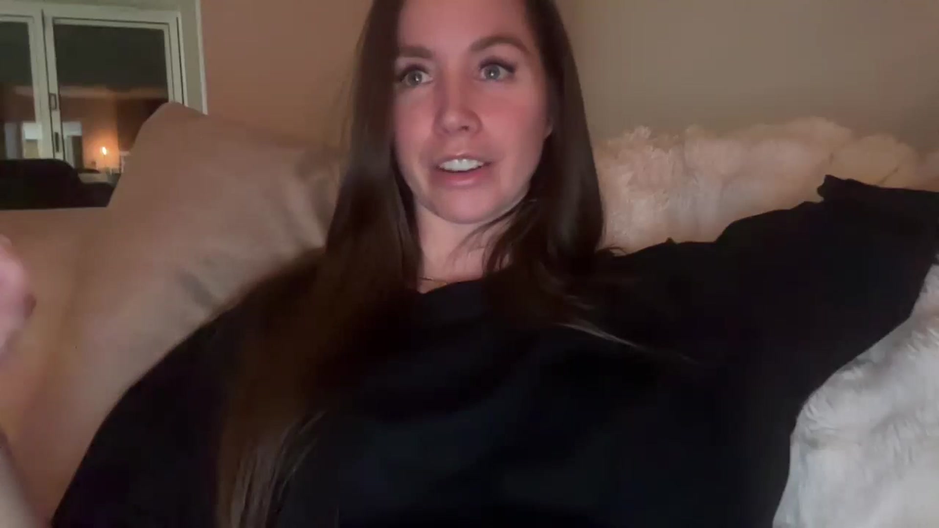 Gallery image thumbnail from Kayla_x's myfreecams stream on, 12/18/2024, 23:03 image 9 of 20