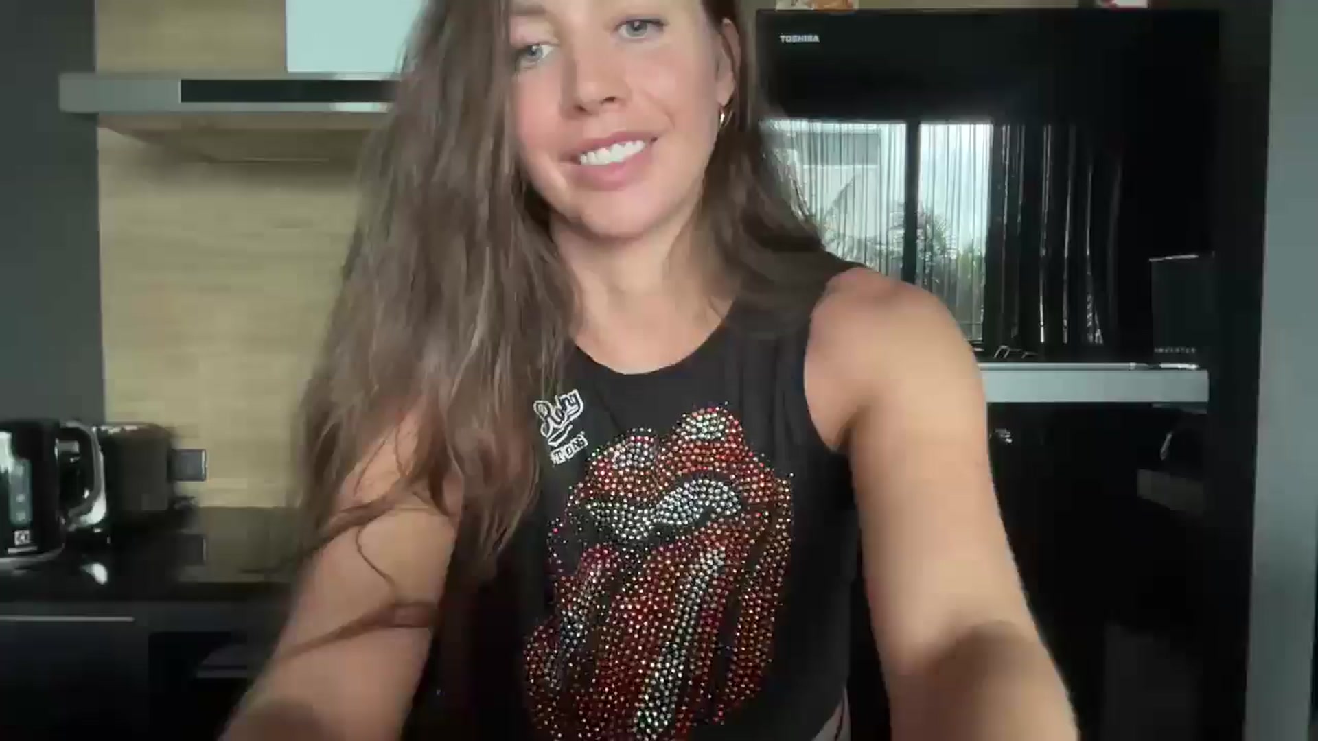 Gallery image thumbnail from Kayla_x's myfreecams stream on, 11/09/2025, 08:45 image 18 of 20