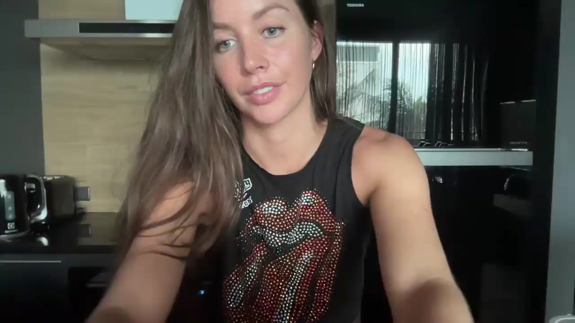 Gallery image thumbnail from Kayla_x's myfreecams stream on, 11/09/2025, 11:23 image 7 of 20