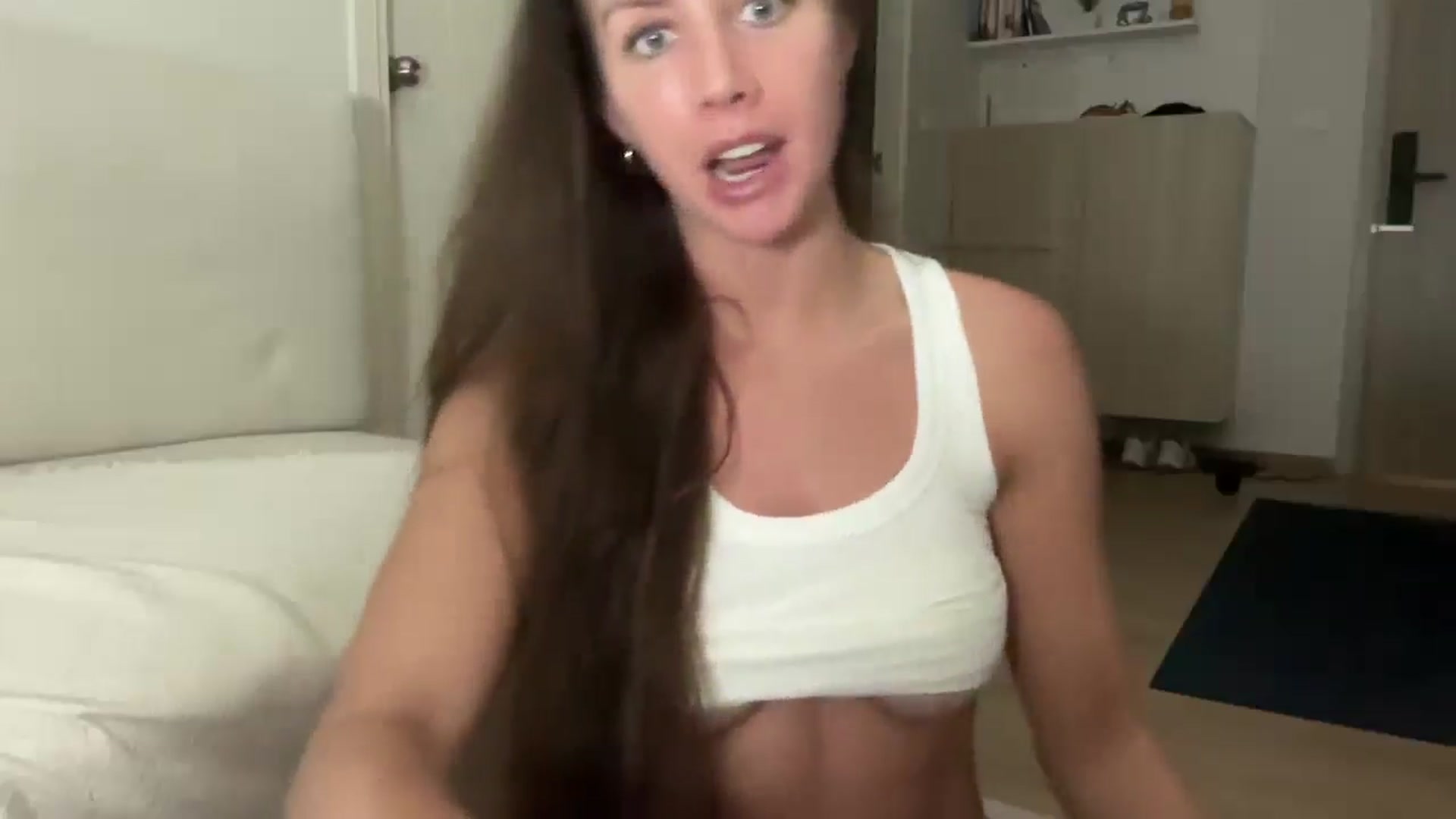 Gallery image thumbnail from Kayla_x's myfreecams stream on, 12/11/2025, 14:48 image 4 of 20