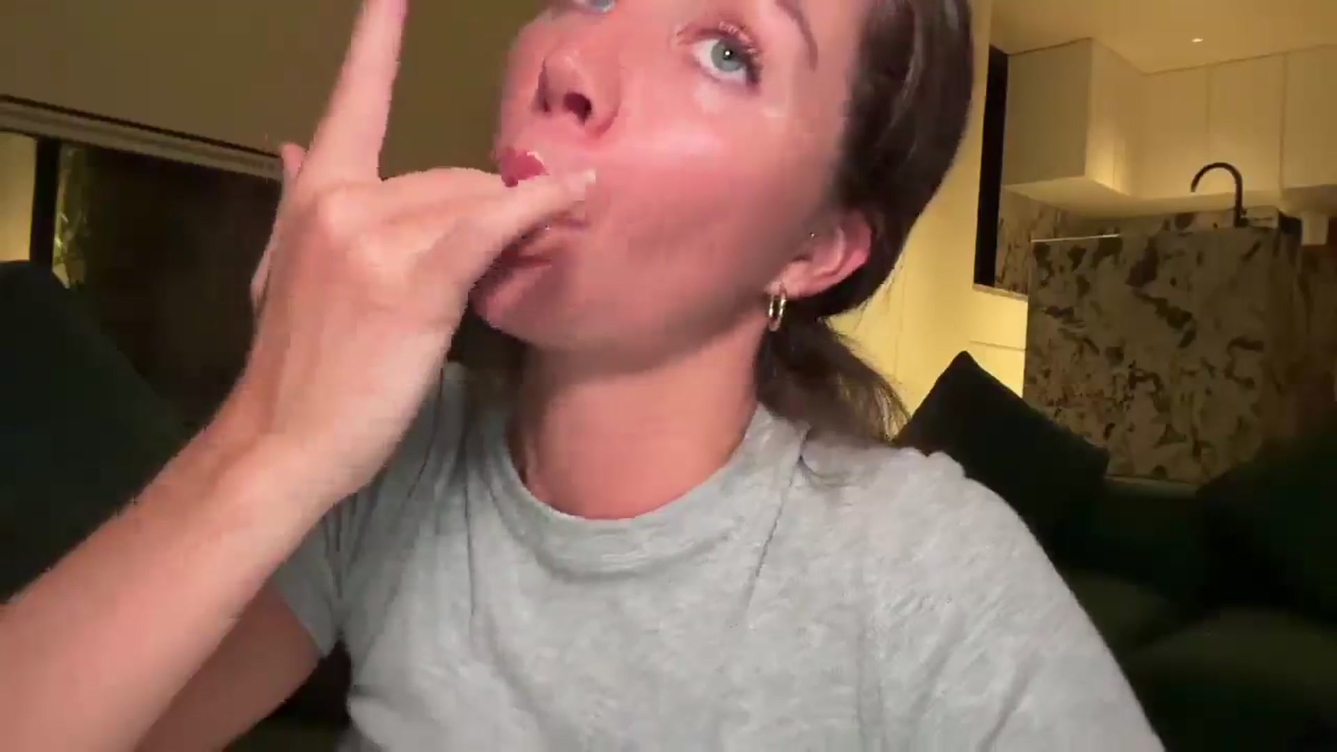 Gallery image thumbnail from Kayla_x's myfreecams stream on, 02/16/2026, 11:43 image 14 of 20
