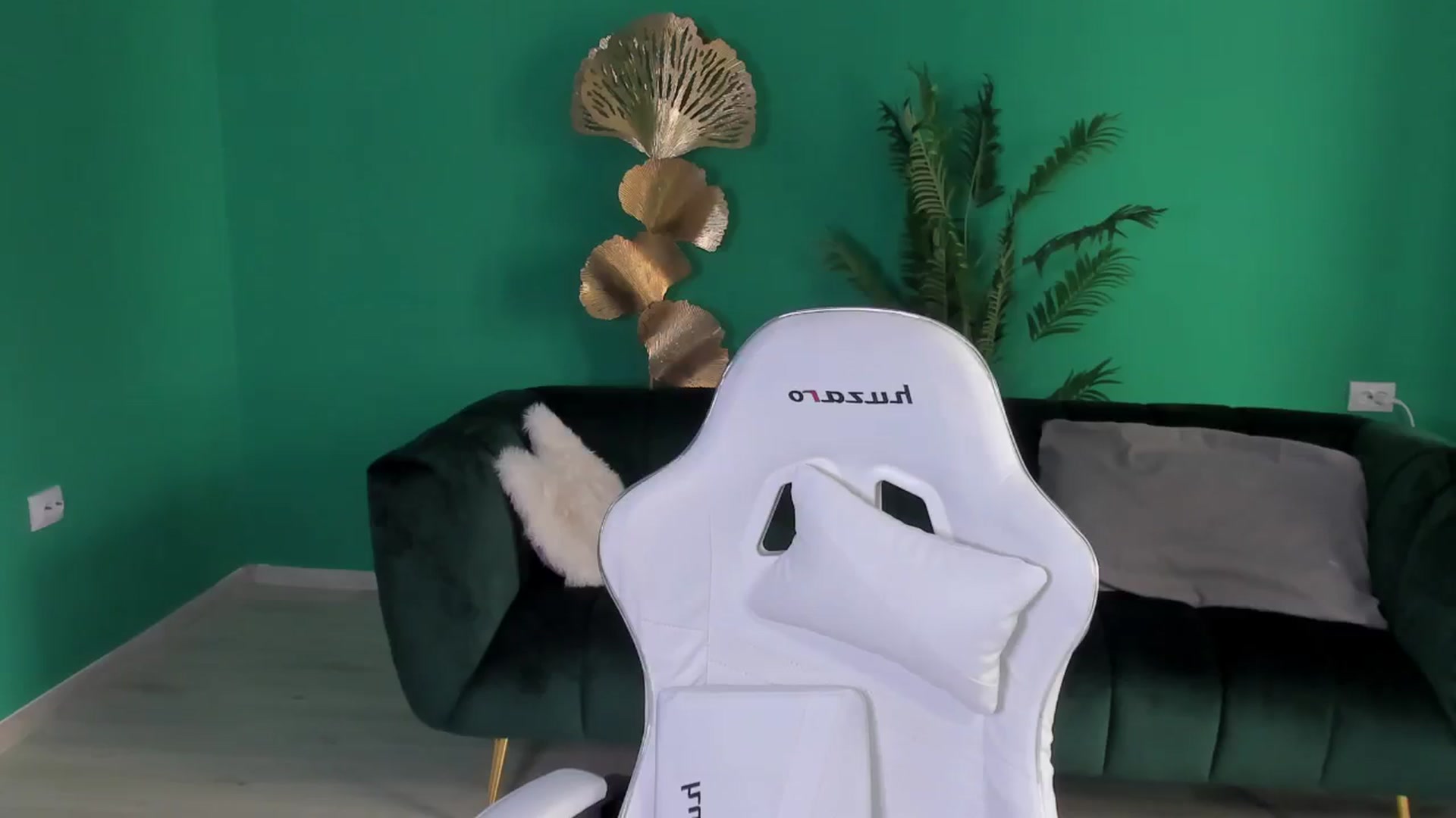 Gallery image thumbnail from Kaylalaine's myfreecams stream on, 05/12/2024, 11:35 image 8 of 20