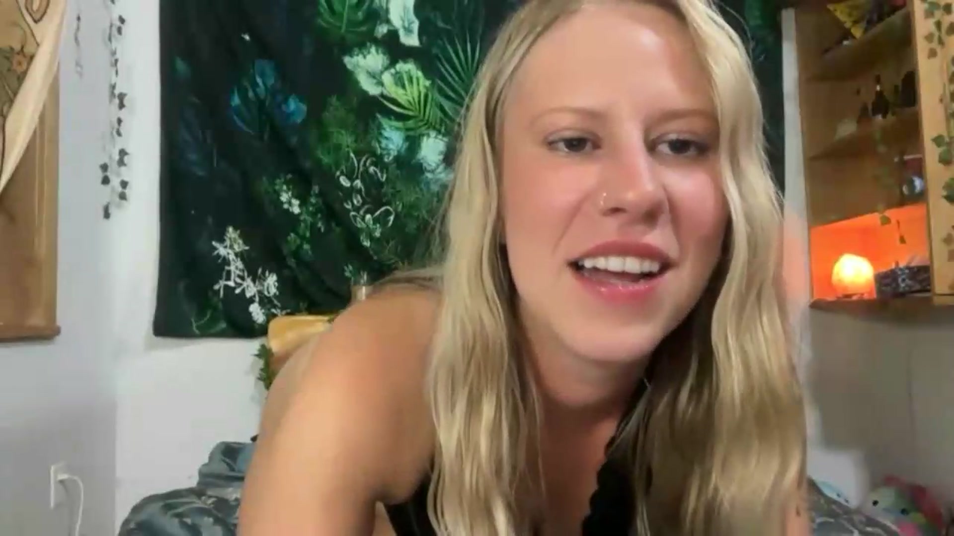 Gallery image thumbnail from KayleighSky's myfreecams stream on, 07/03/2026, 05:19 image 2 of 20