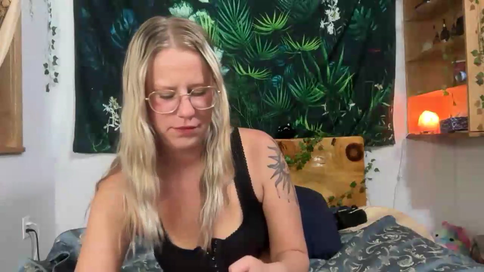 Gallery image thumbnail from KayleighSky's myfreecams stream on, 07/03/2026, 06:18 image 2 of 20