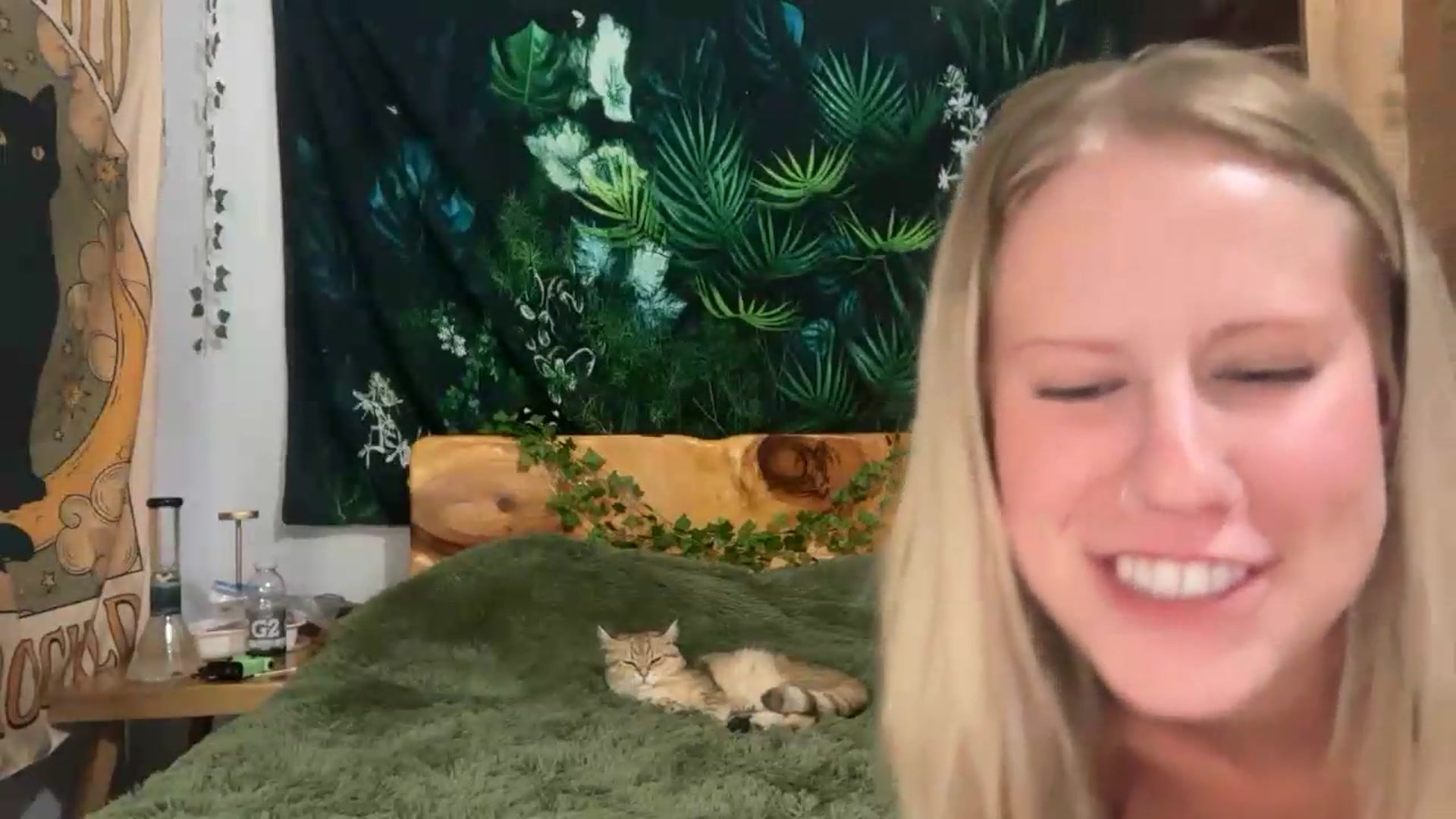 Gallery image thumbnail from KayleighSky's myfreecams stream on, 08/18/2026, 23:06 image 16 of 20