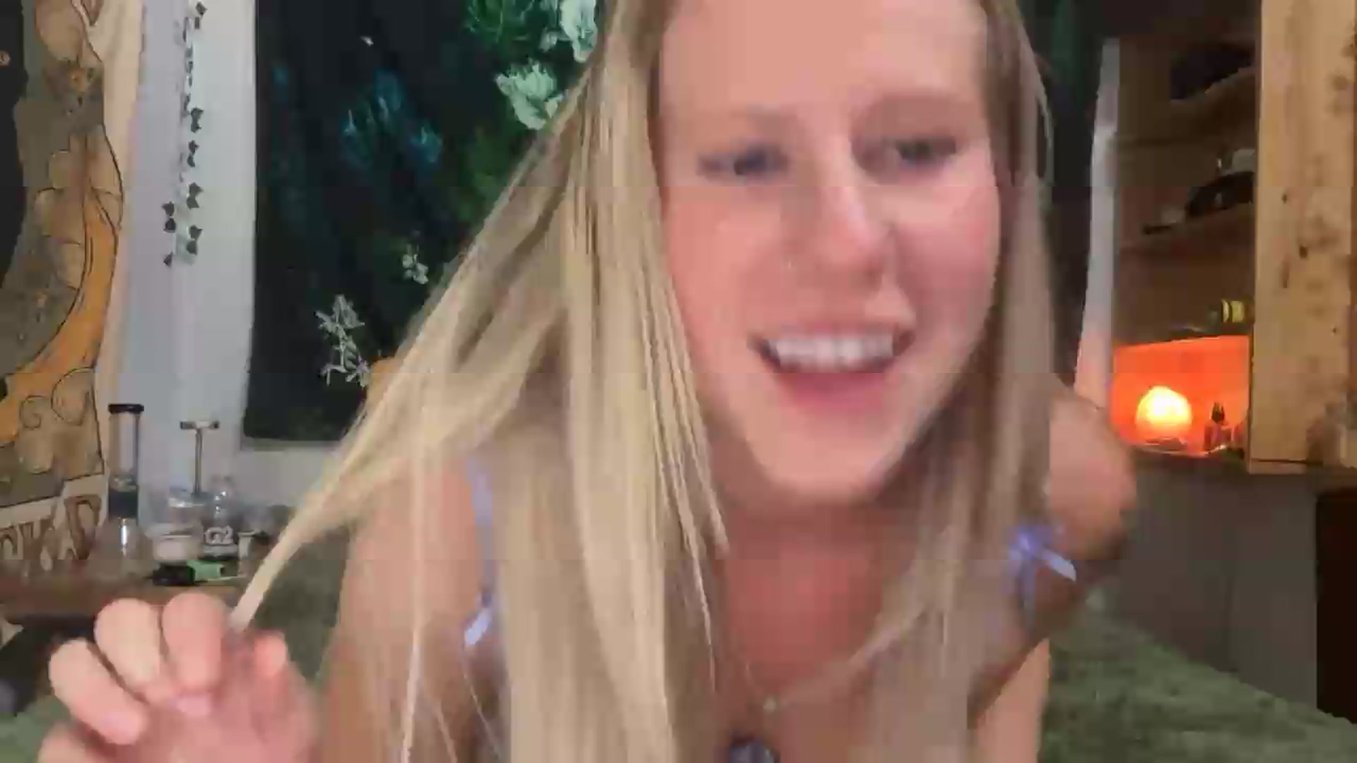 Gallery image thumbnail from KayleighSky's myfreecams stream on, 08/19/2026, 24:05 image 9 of 20