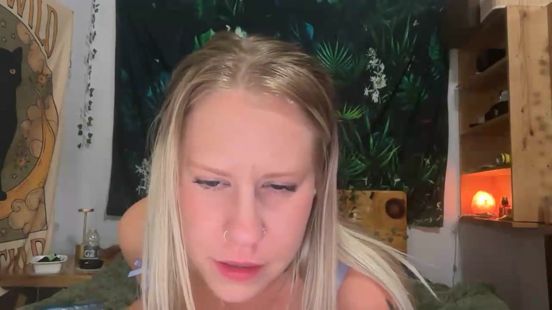 Gallery image thumbnail from KayleighSky's myfreecams stream on, 08/19/2026, 03:03 image 19 of 20